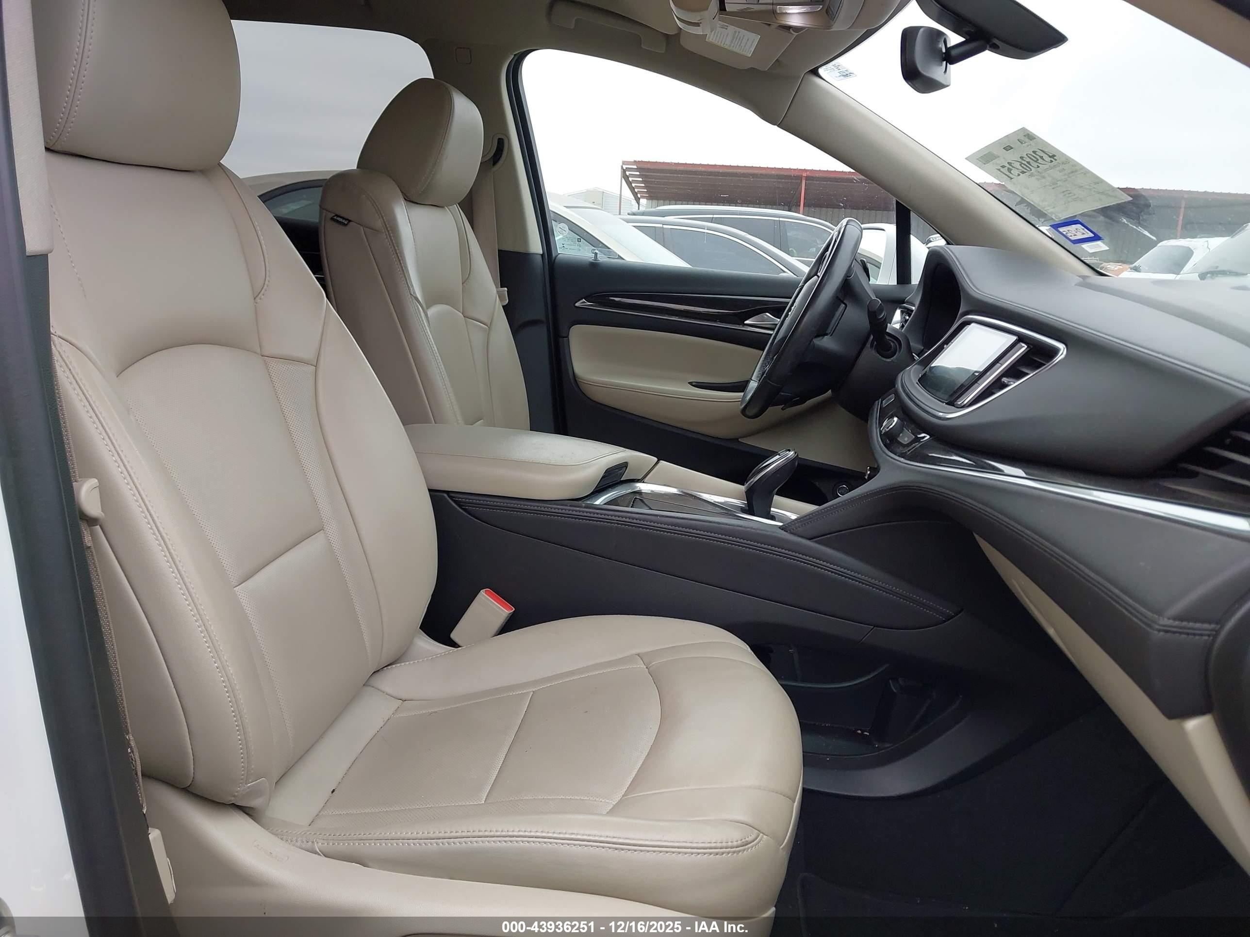 BUICK ENCLAVE image 5
