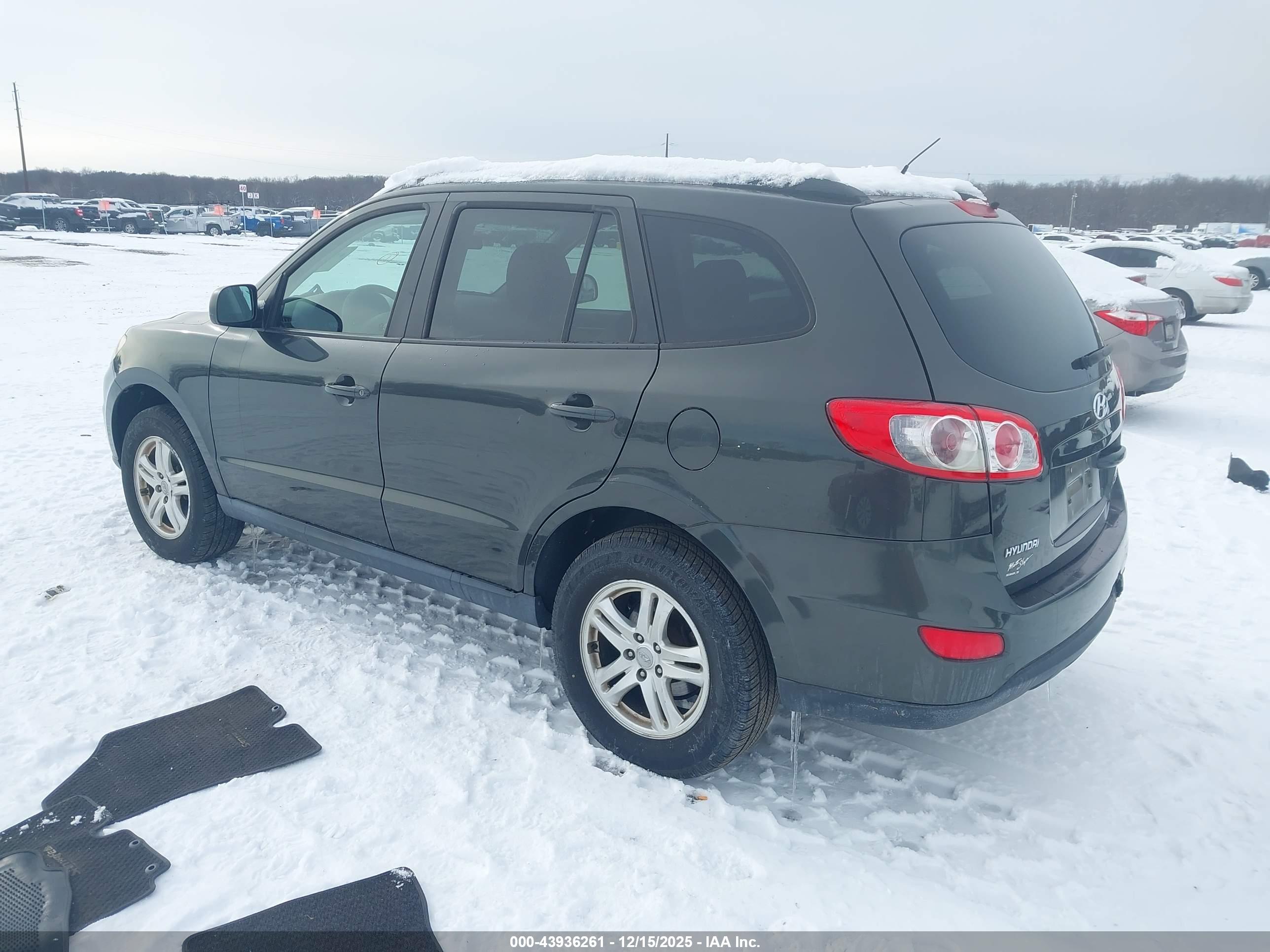HYUNDAI SANTA image 3