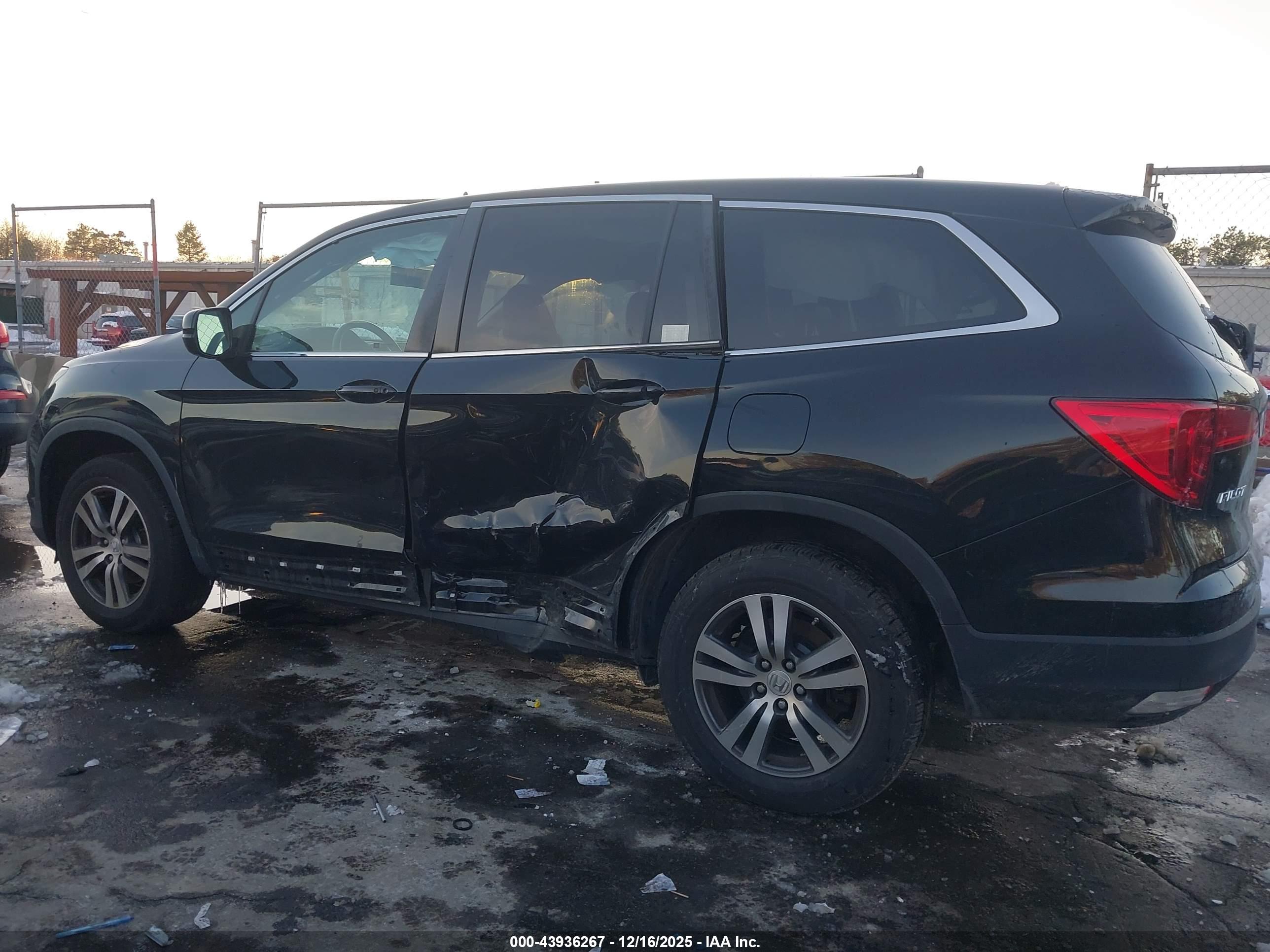 HONDA PILOT image 6