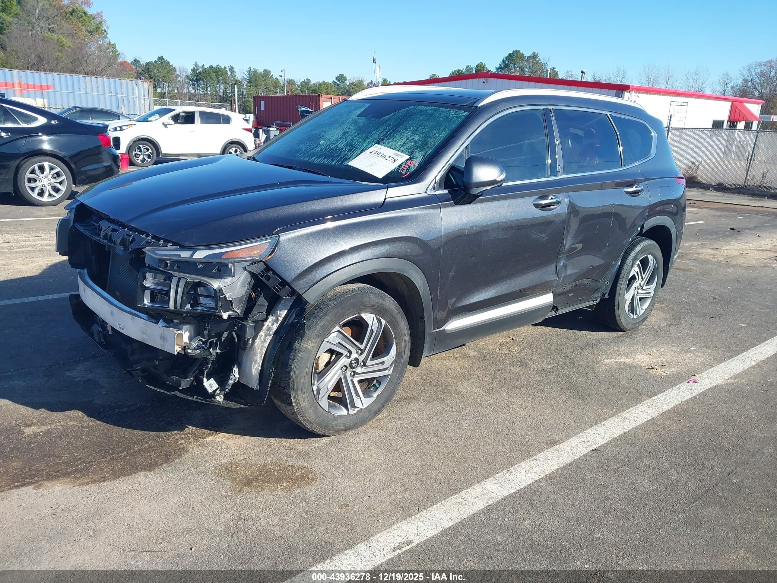 HYUNDAI SANTA image 2