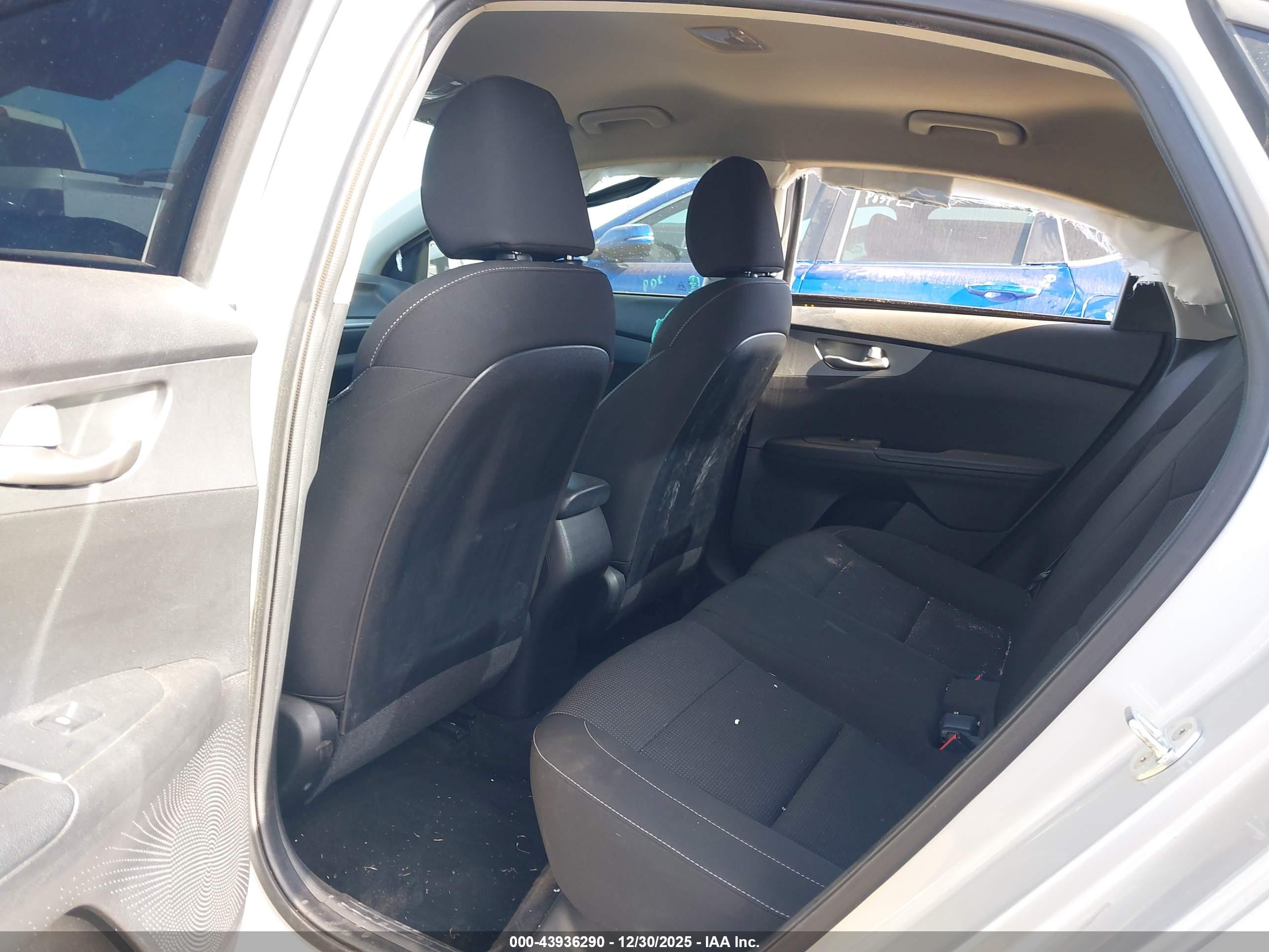 KIA FORTE image 8