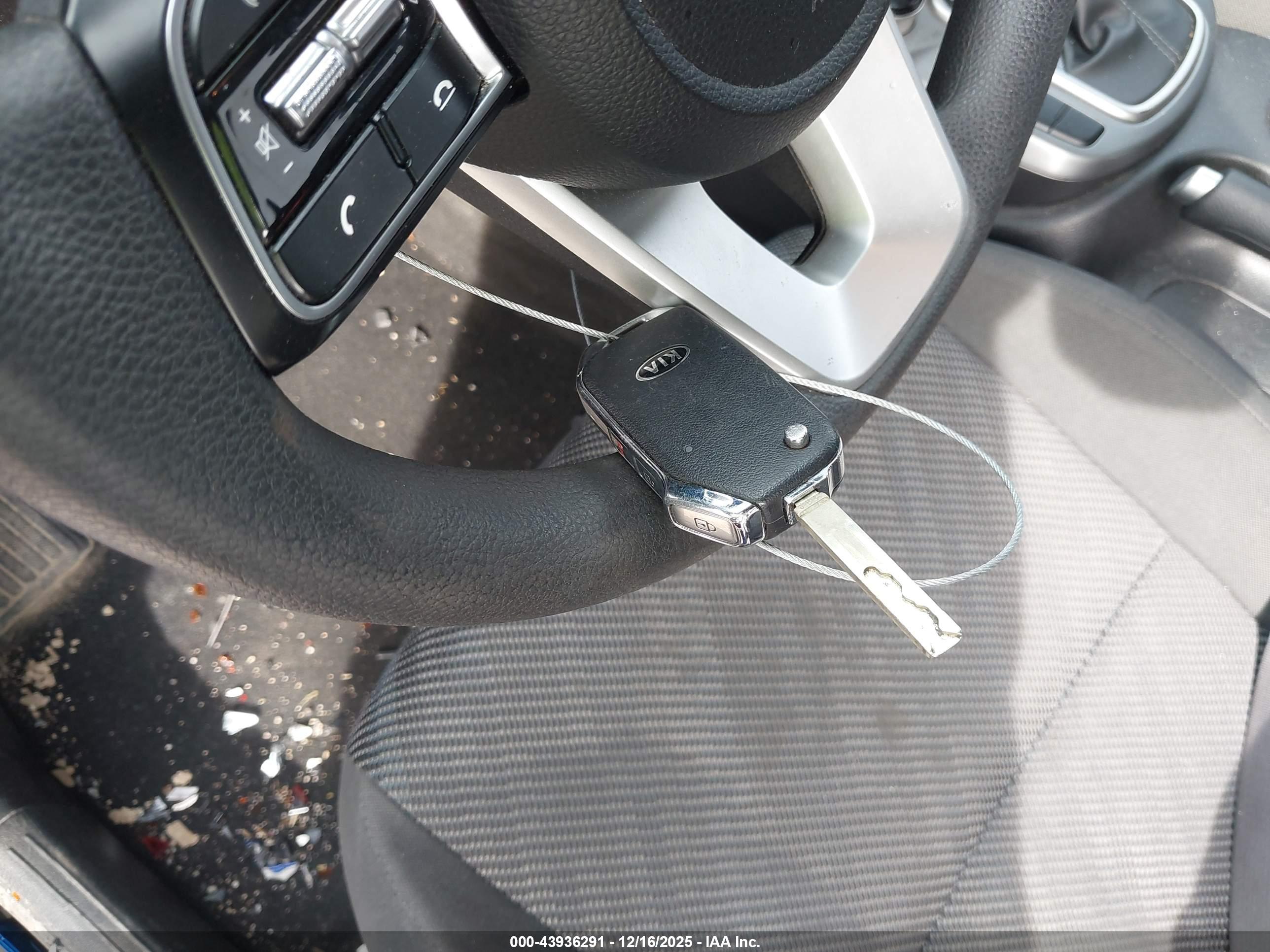 KIA SELTOS image 11