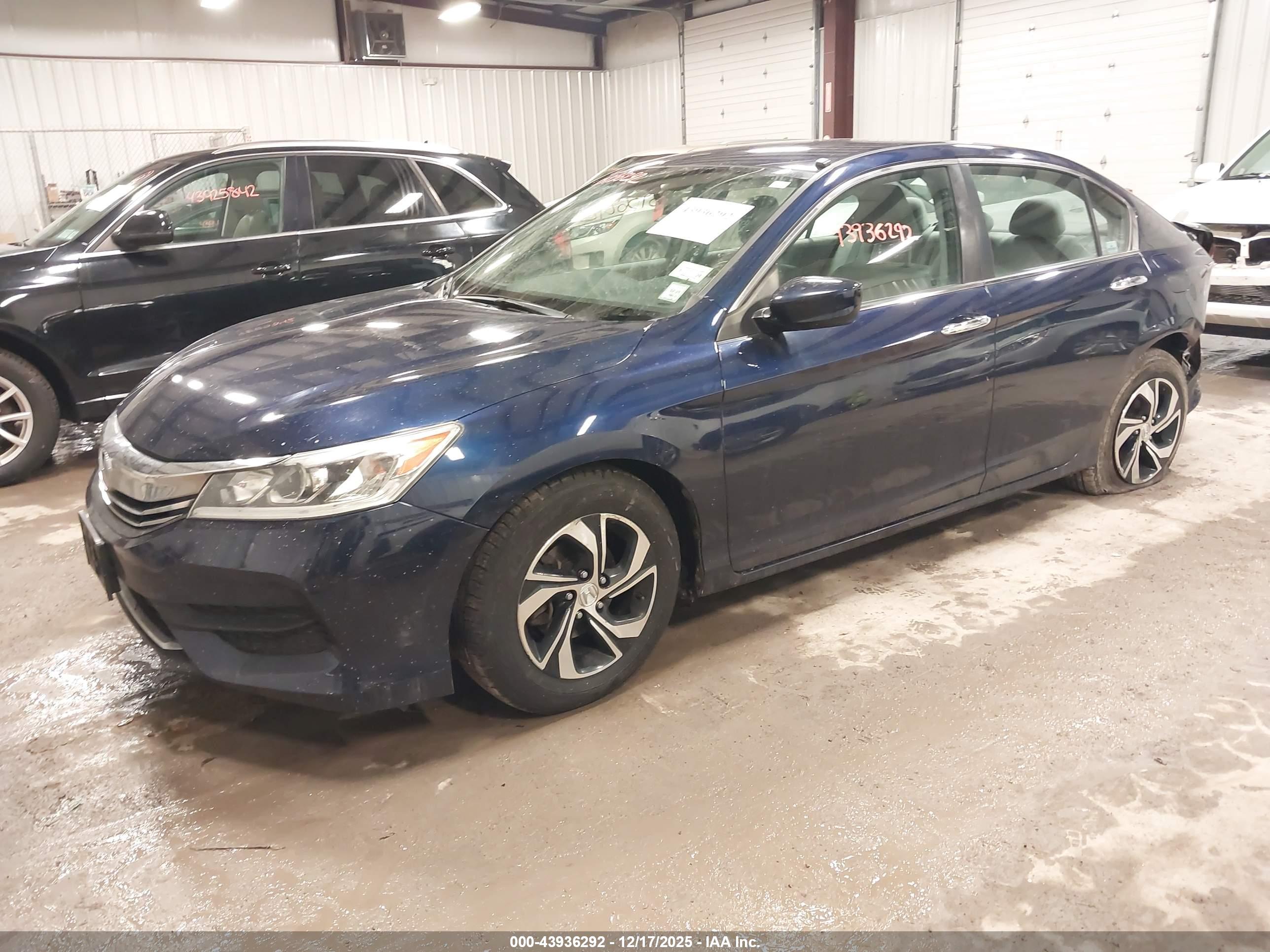 HONDA ACCORD image 2