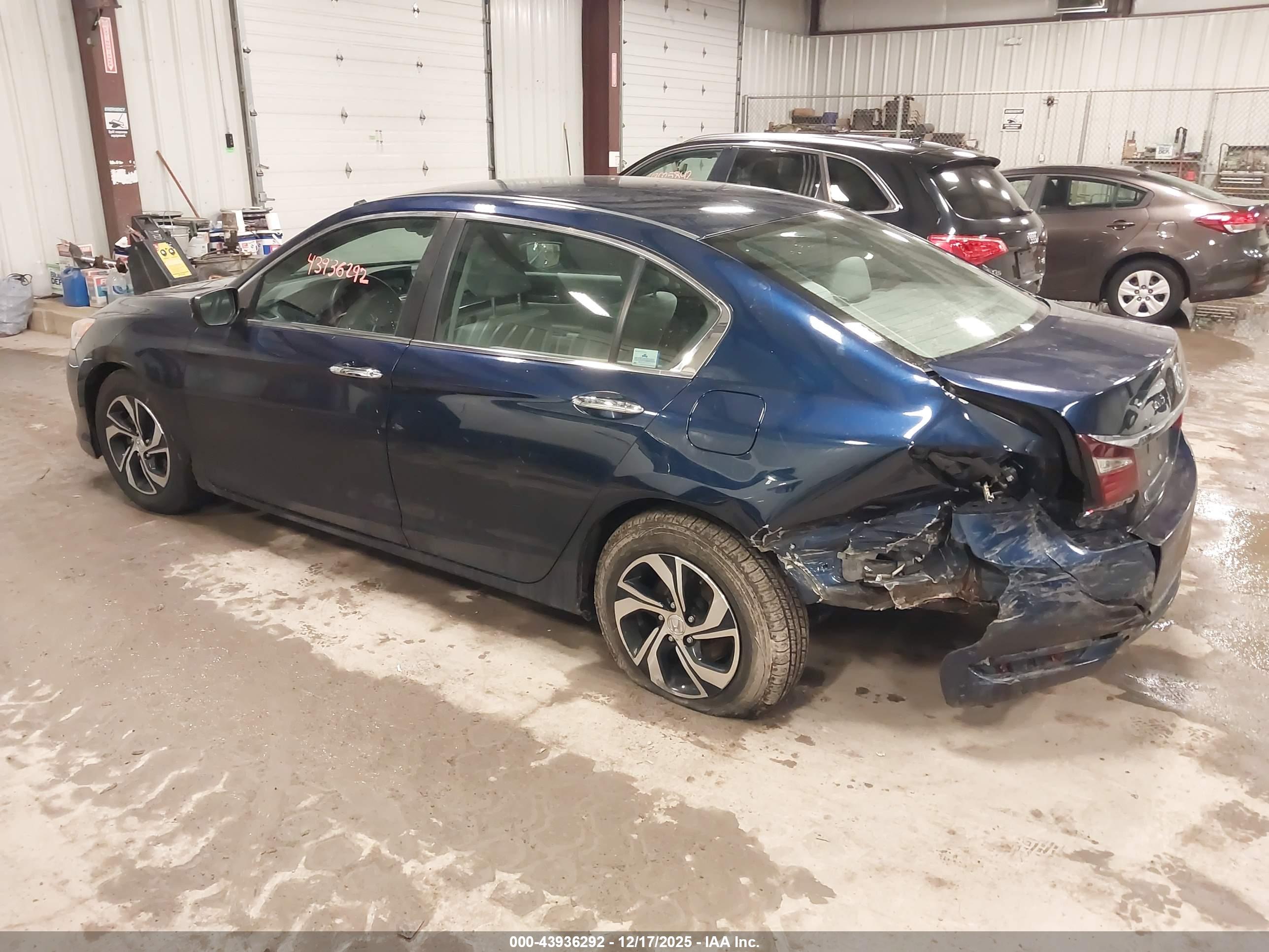 HONDA ACCORD image 3