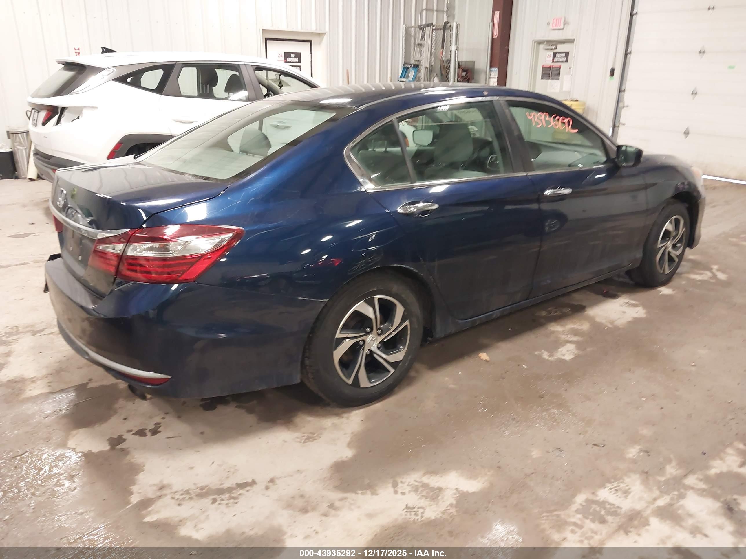 HONDA ACCORD image 4