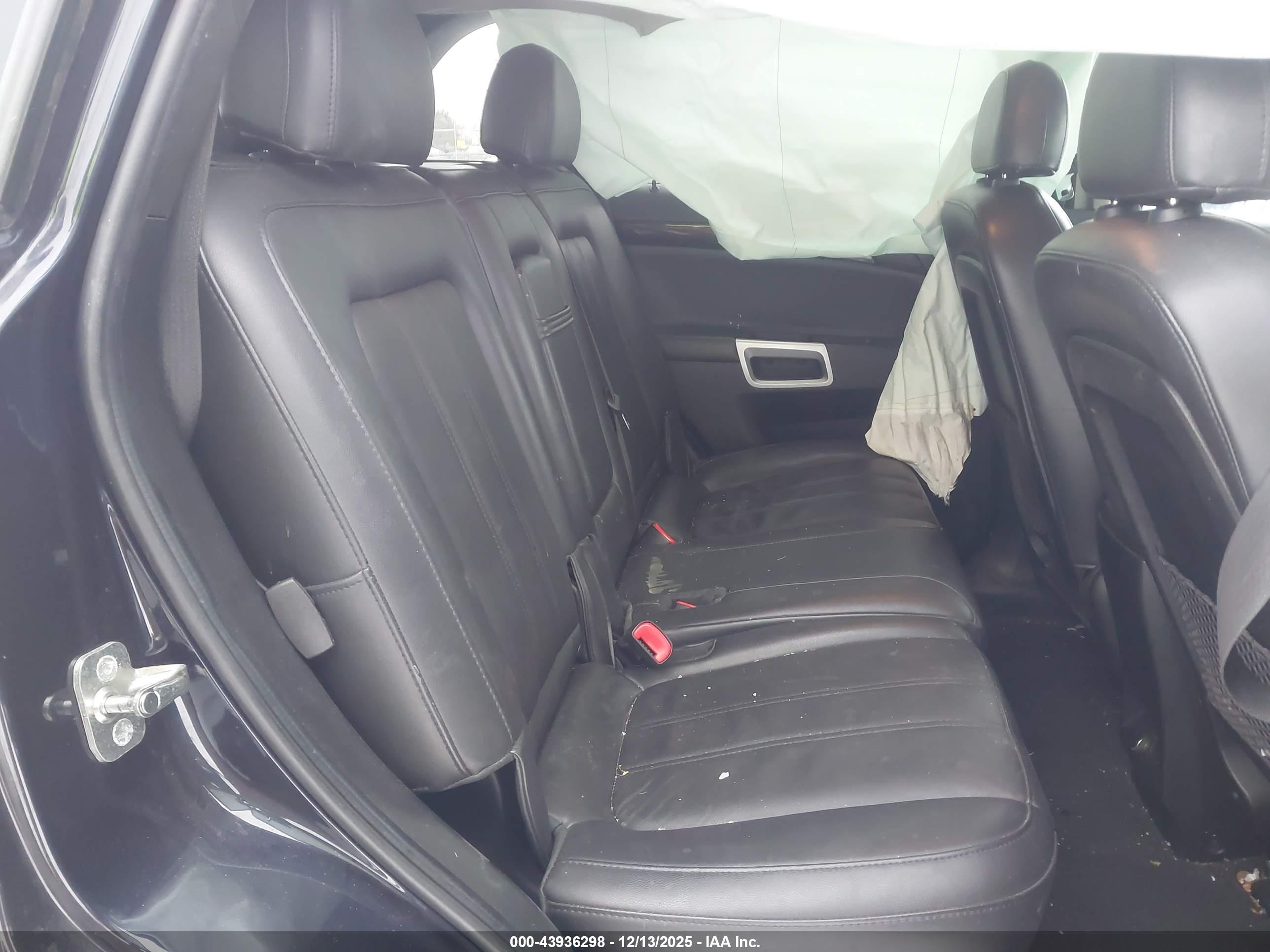 CHEVROLET CAPTIVA image 8