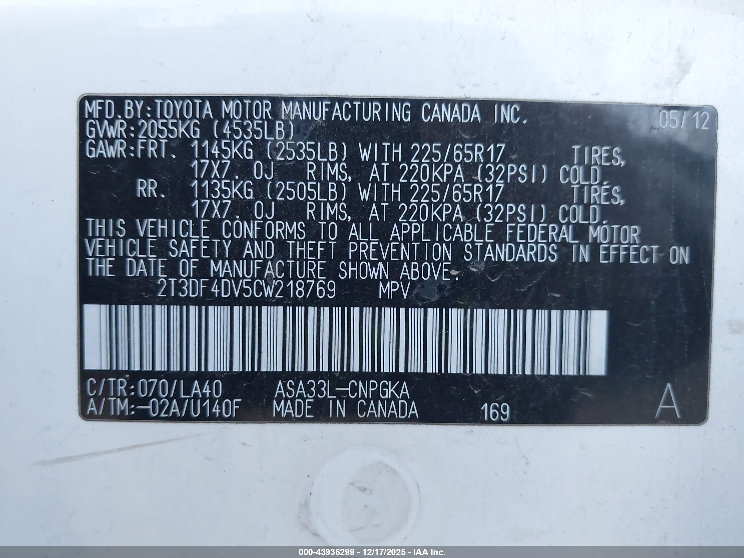 TOYOTA RAV4 image 9
