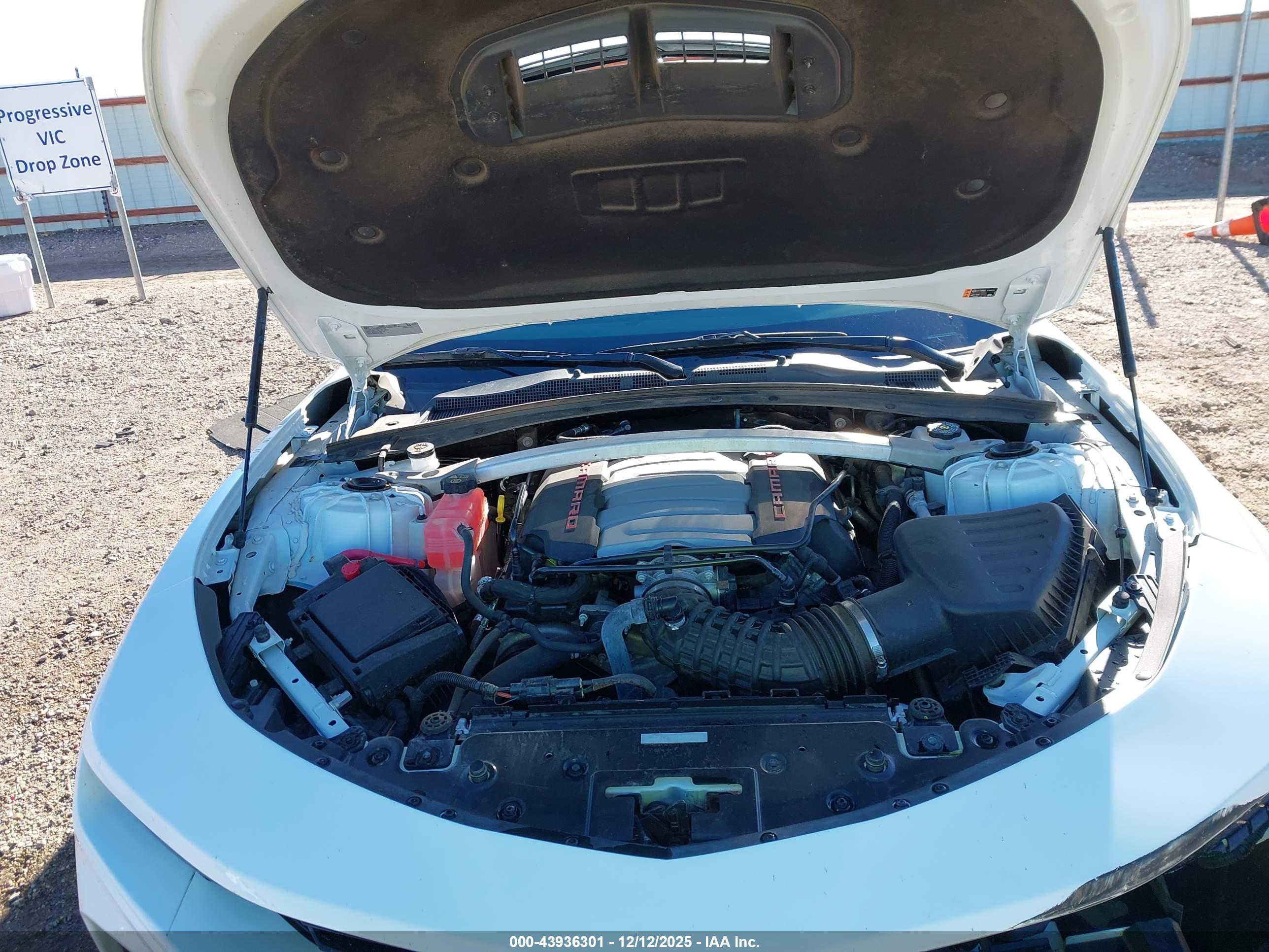 CHEVROLET CAMARO image 10