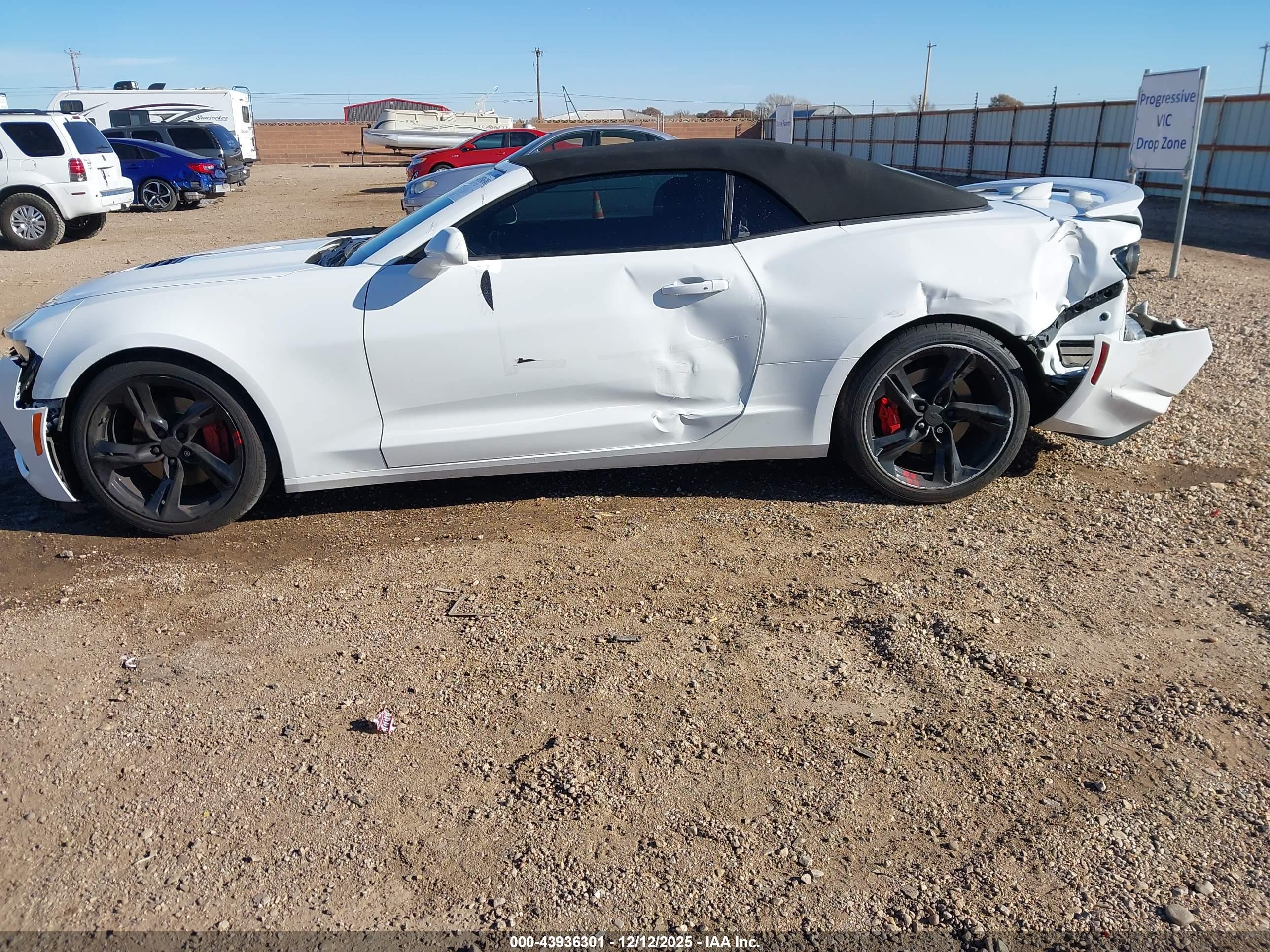 CHEVROLET CAMARO image 6