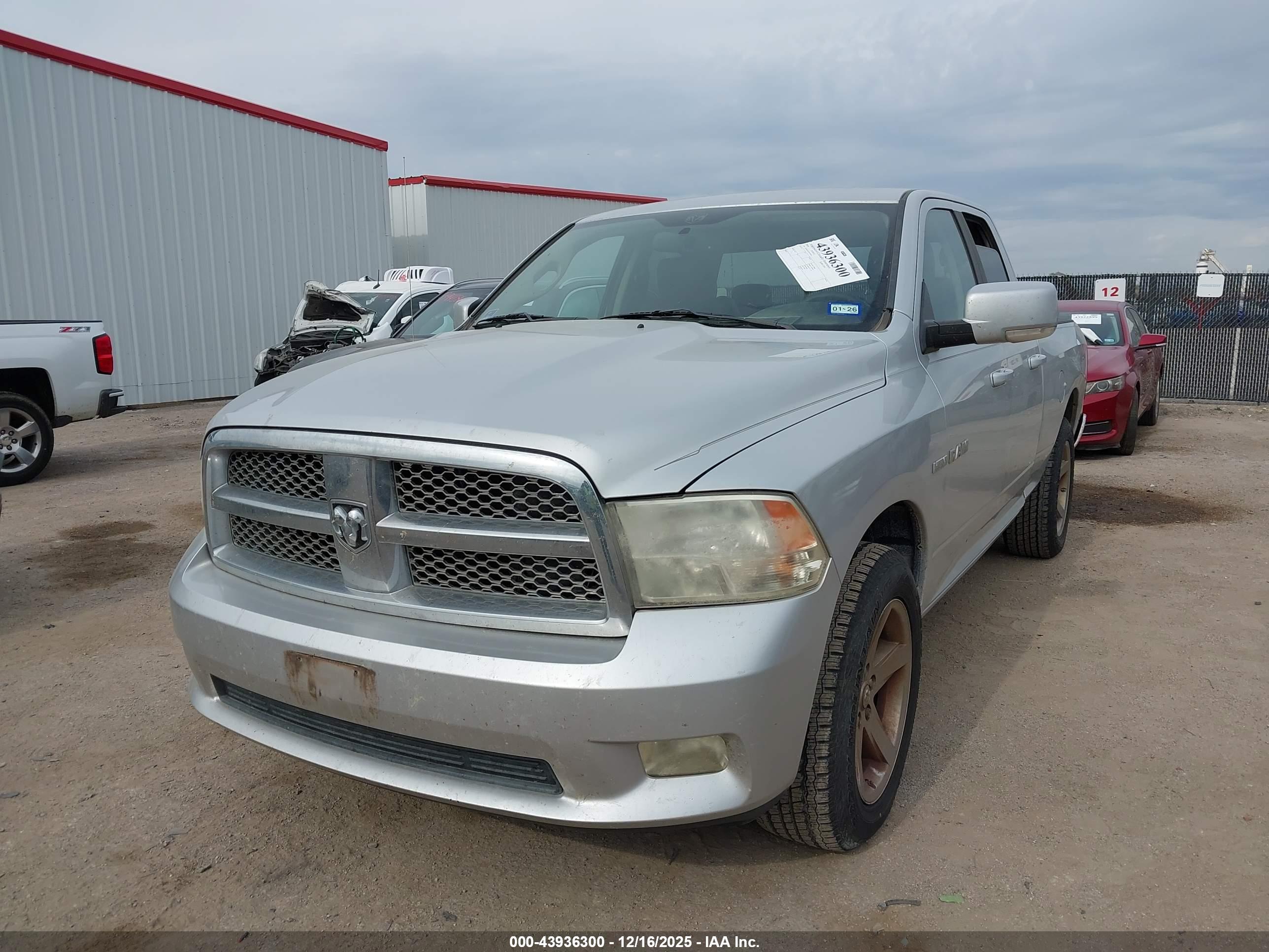 DODGE RAM image 2