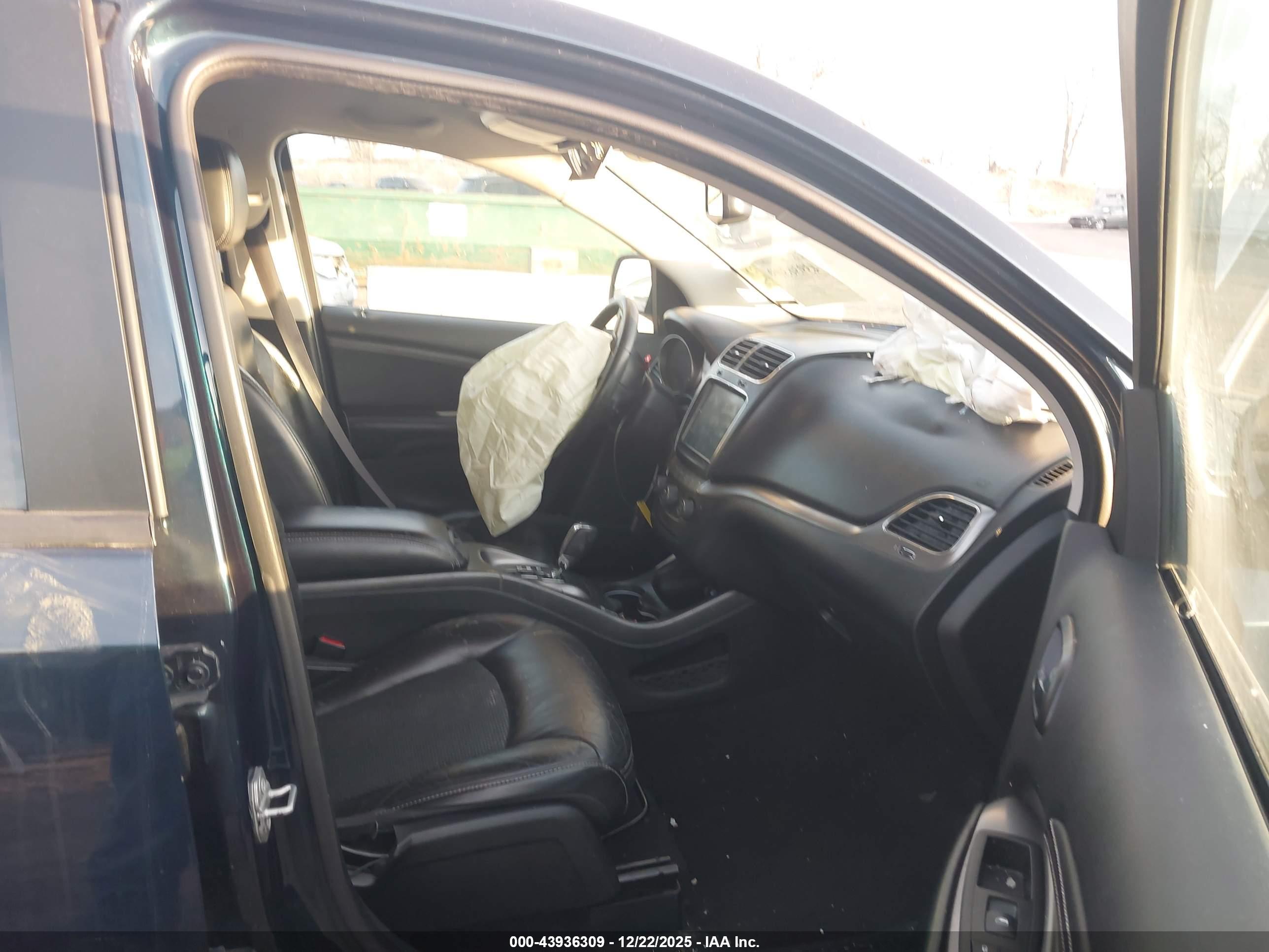DODGE JOURNEY image 5