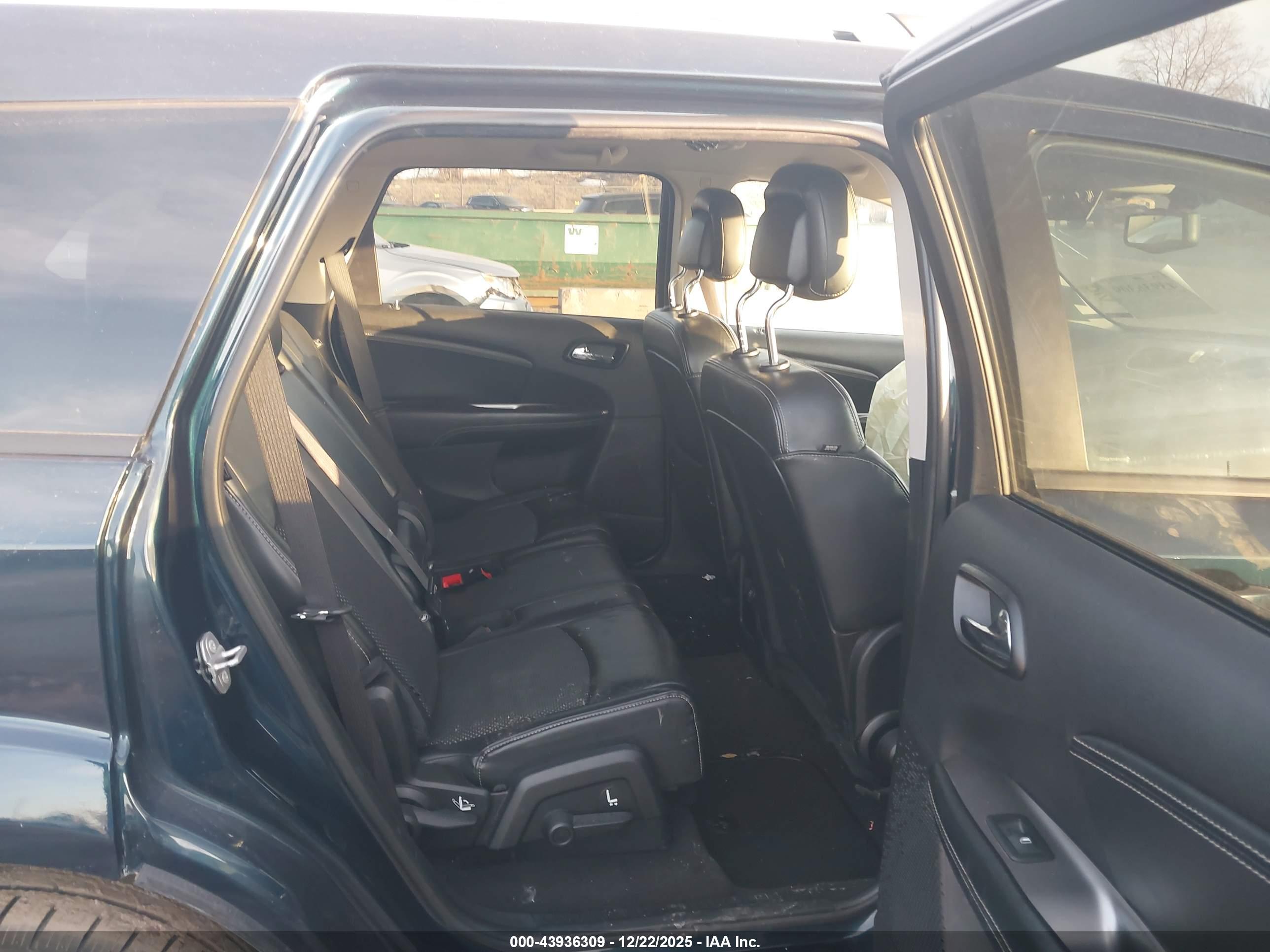 DODGE JOURNEY image 8