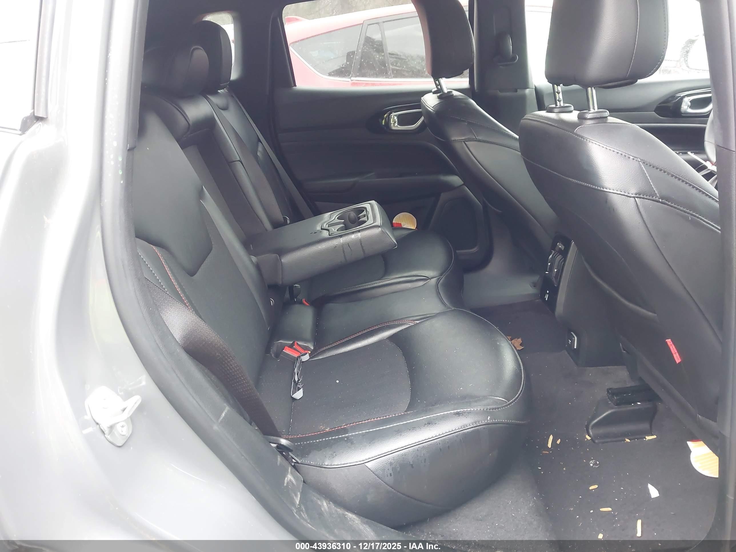 JEEP COMPASS image 8