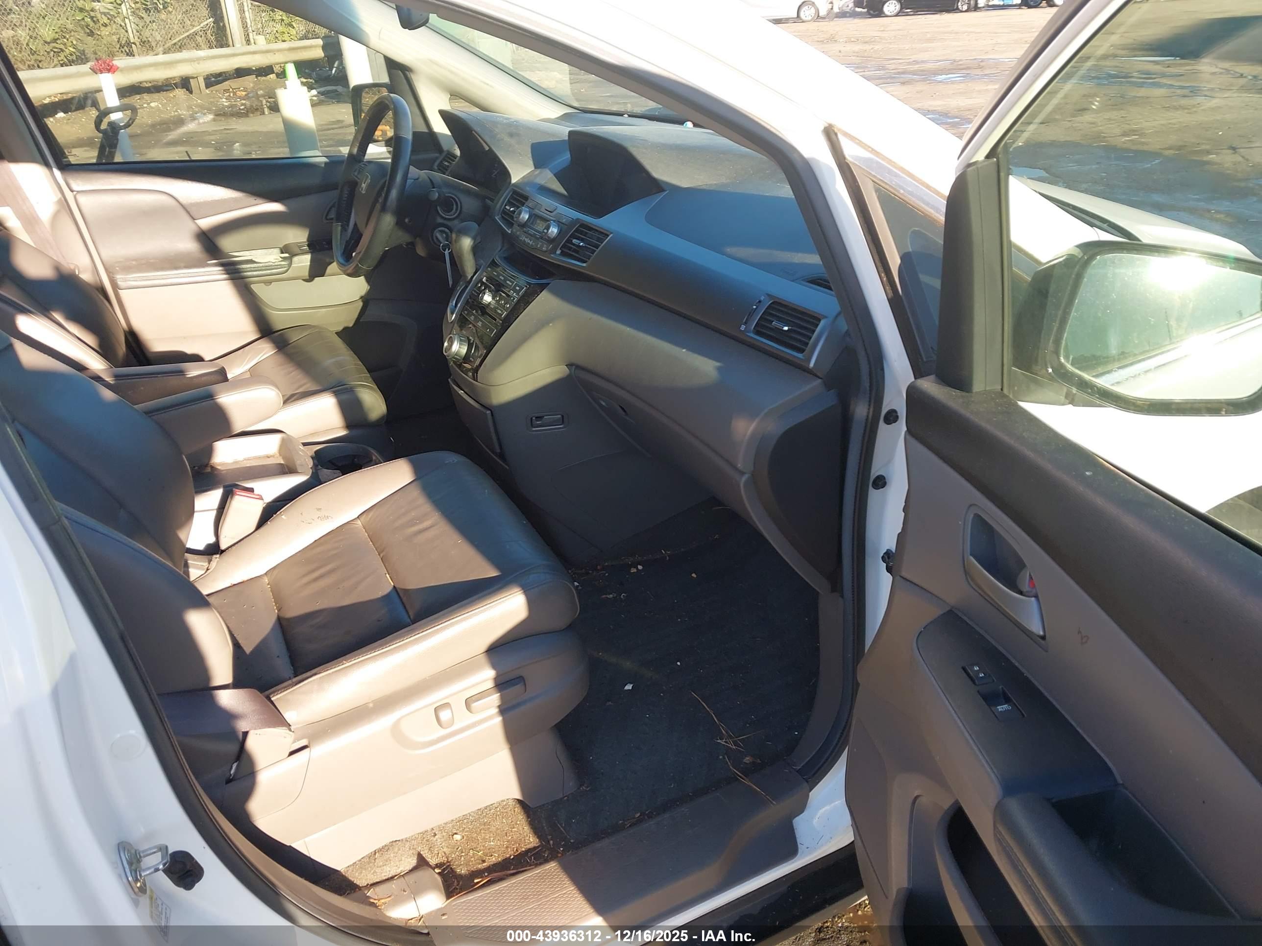 HONDA ODYSSEY image 5