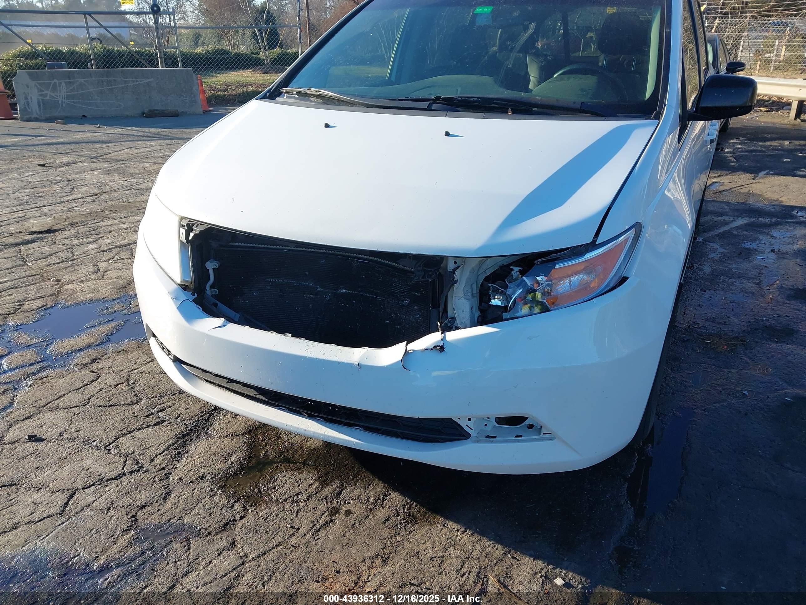 HONDA ODYSSEY image 6