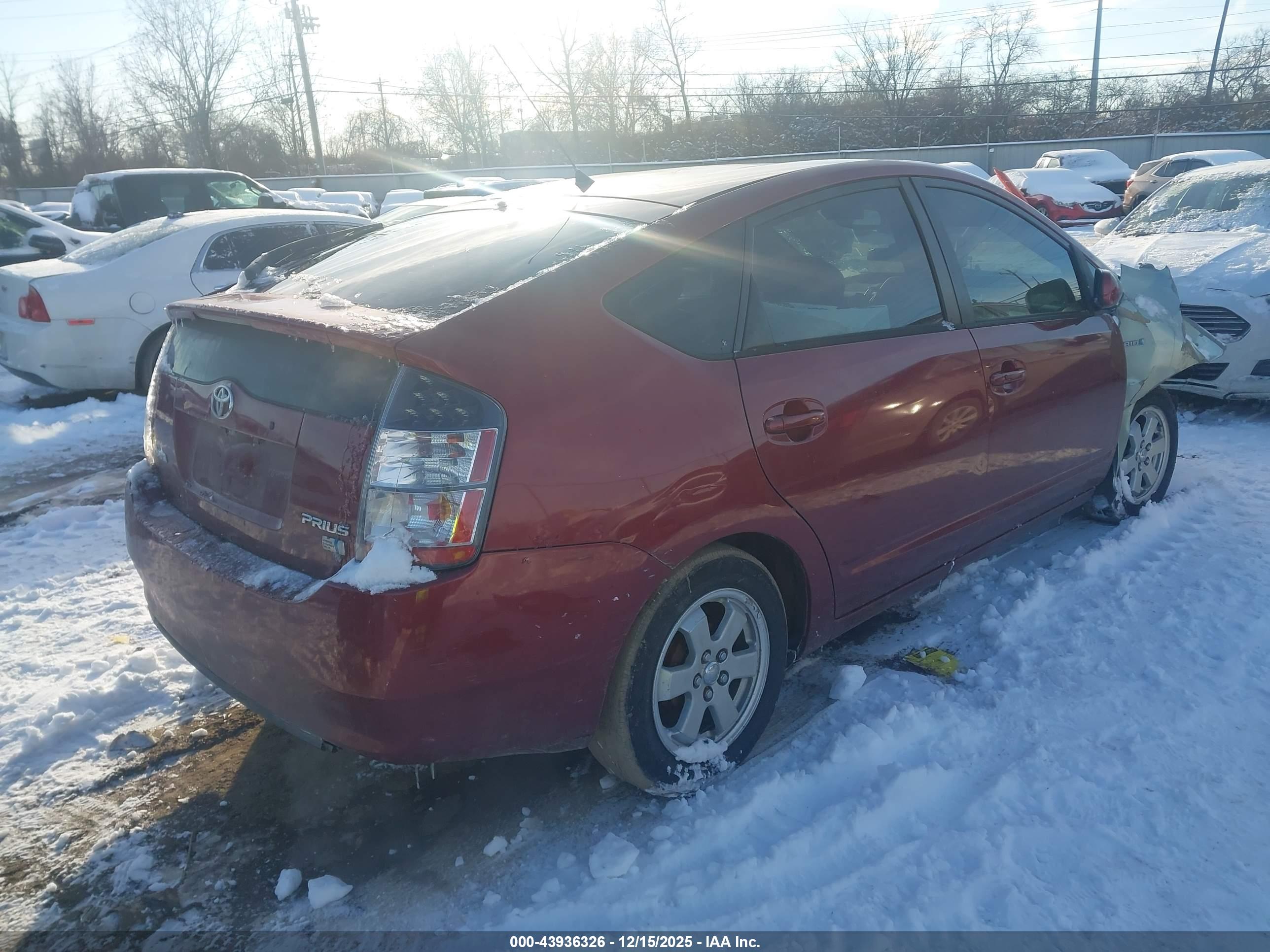 TOYOTA PRIUS image 4