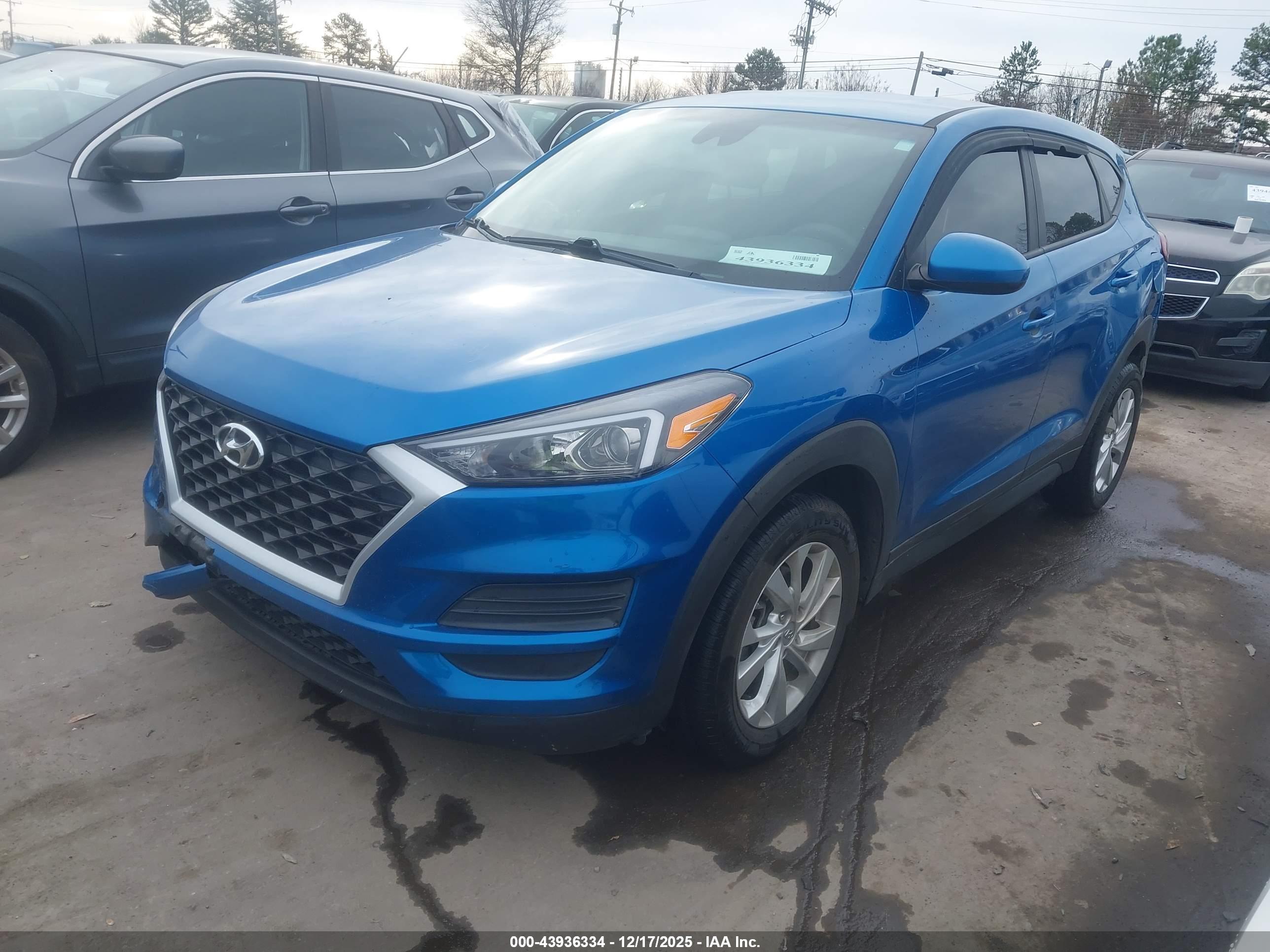 HYUNDAI TUCSON image 2