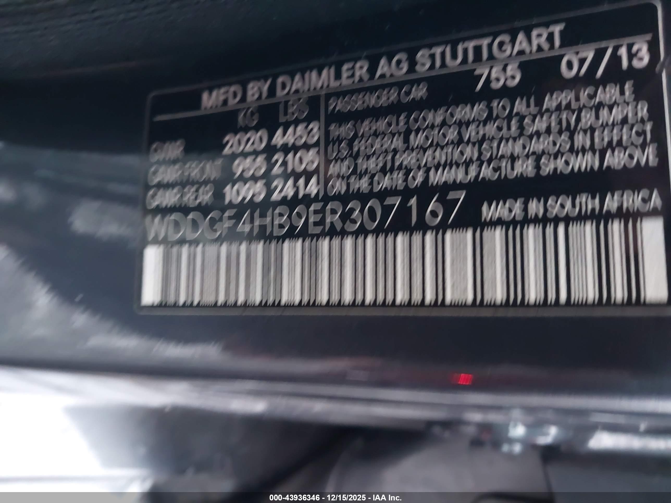 MERCEDES-BENZ C-CLASS image 9