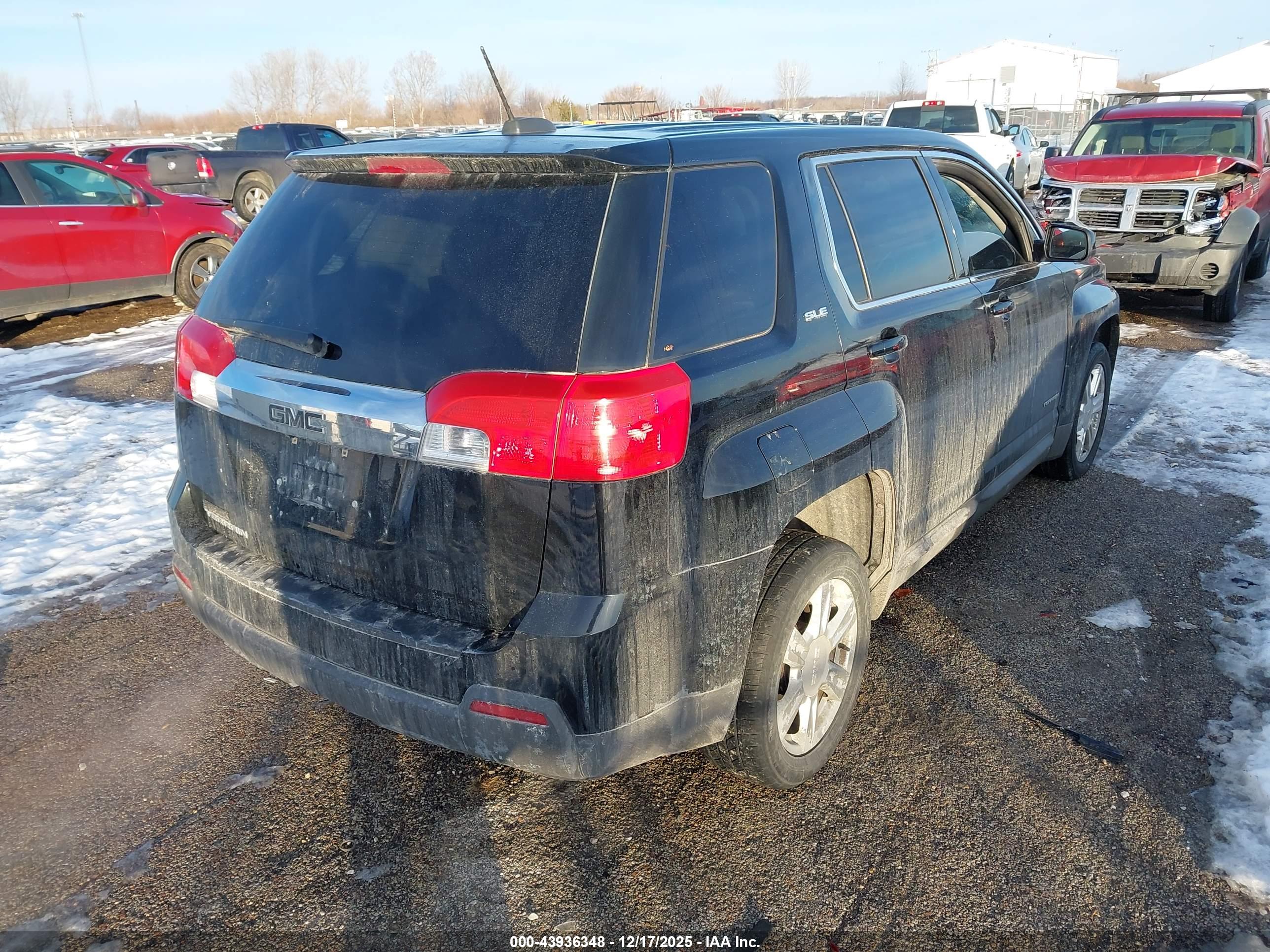 GMC TERRAIN image 4