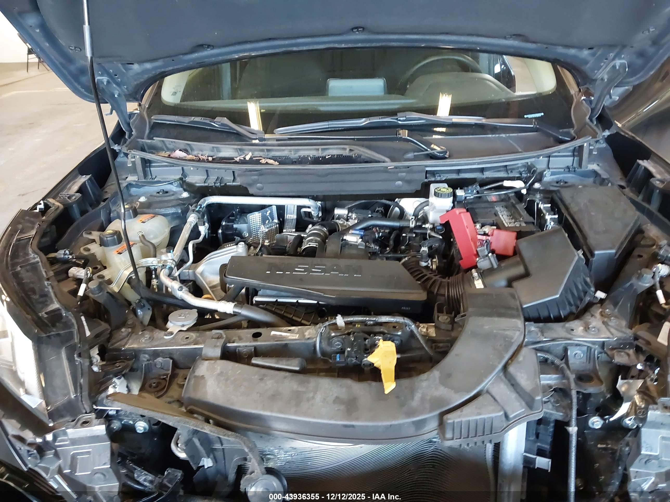 NISSAN ROGUE image 10