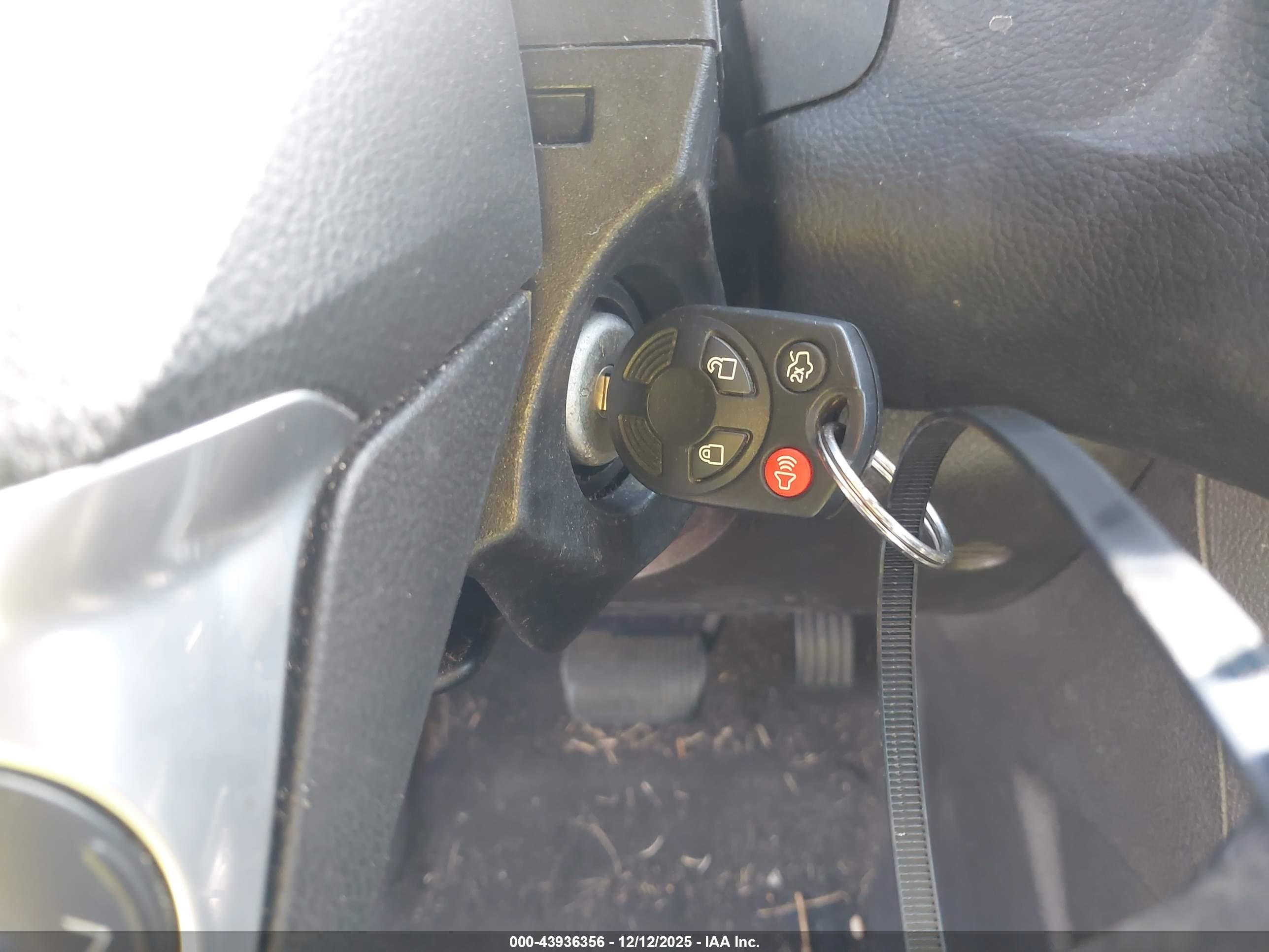 FORD FOCUS image 11