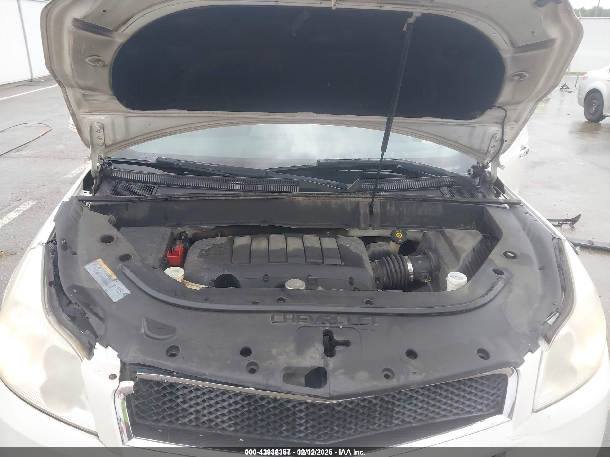 CHEVROLET TRAVERSE image 10