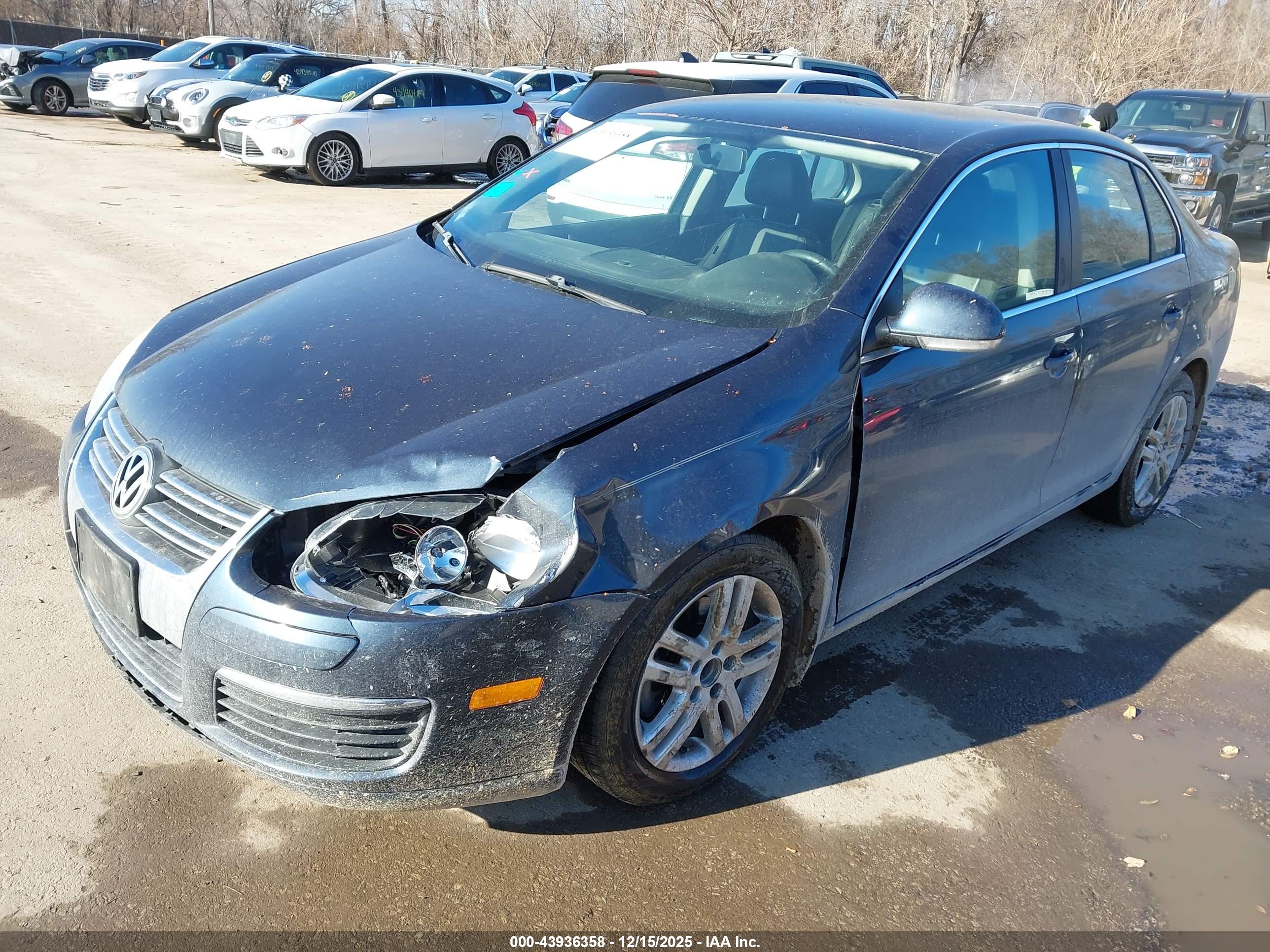 VOLKSWAGEN JETTA image 2