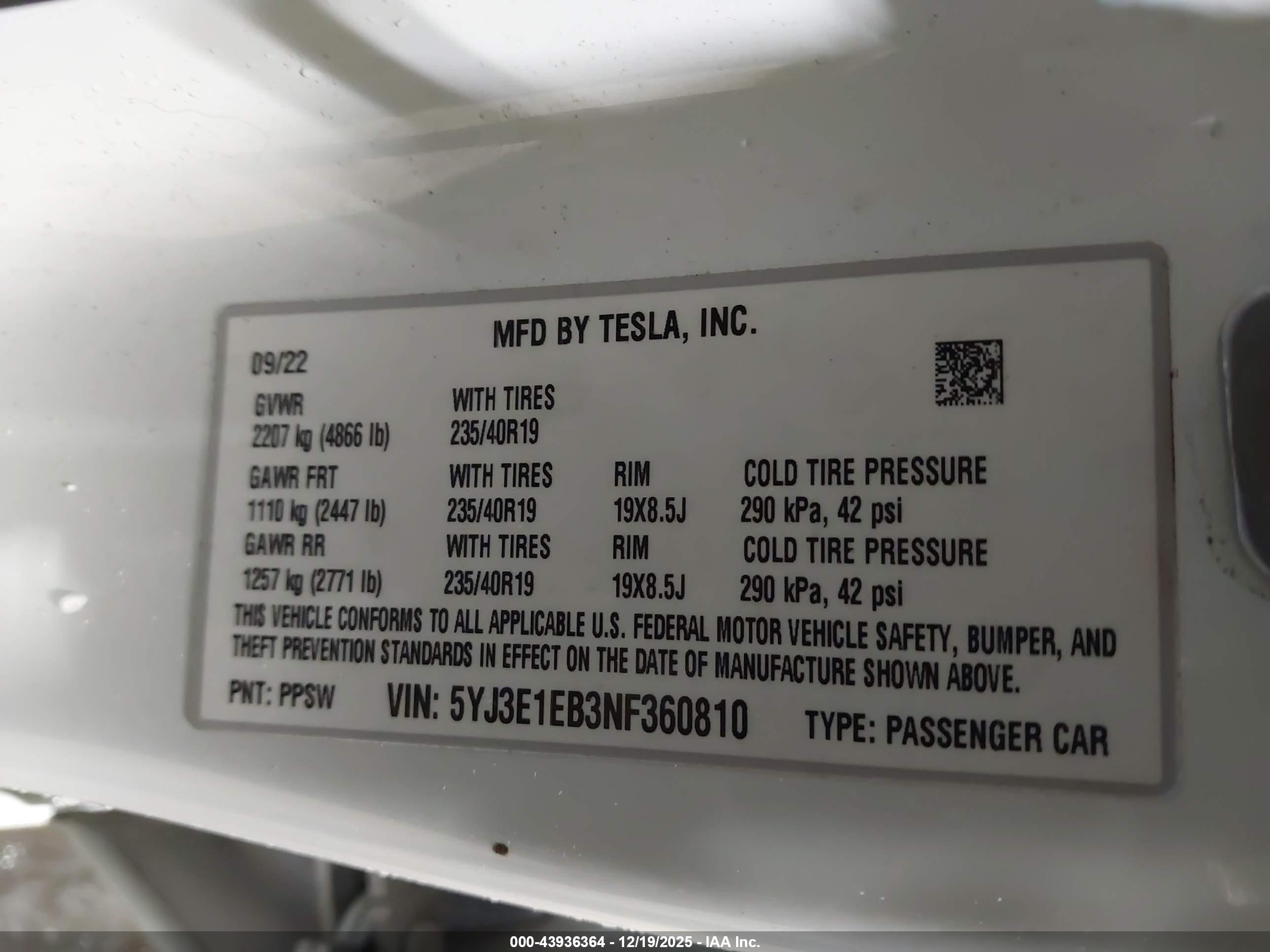 TESLA MODEL image 9
