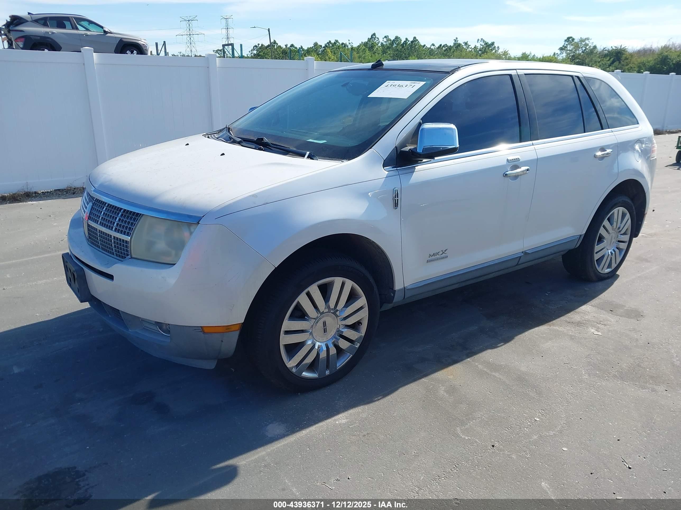 LINCOLN MKX image 2