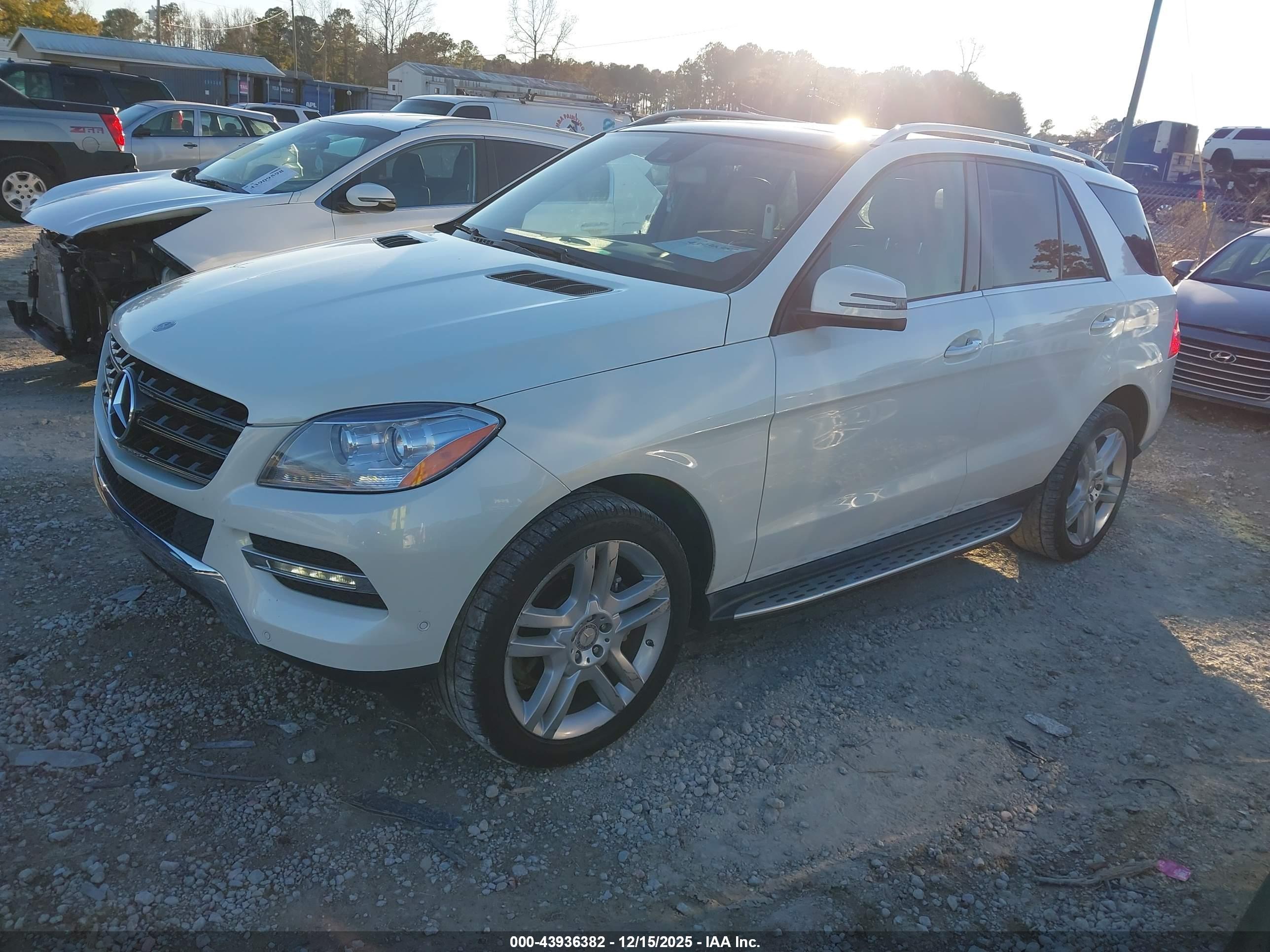 MERCEDES-BENZ ML image 2
