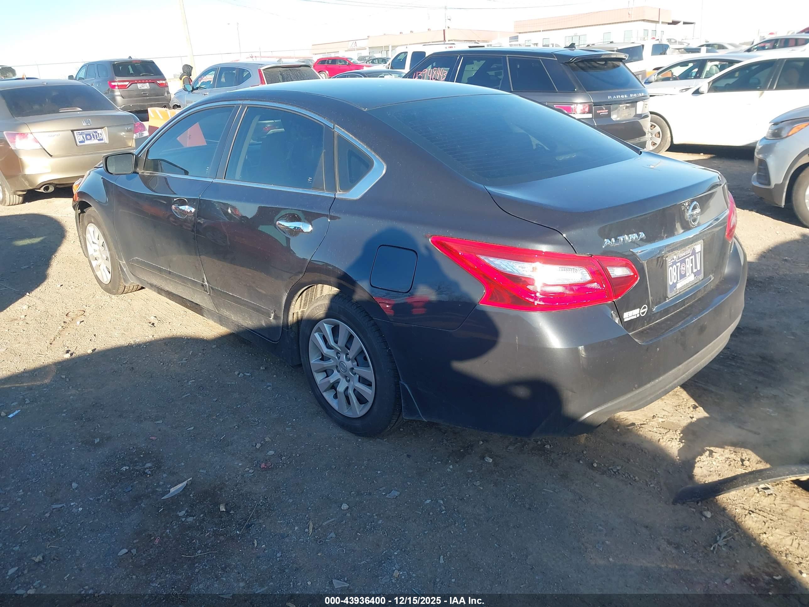 NISSAN ALTIMA image 3