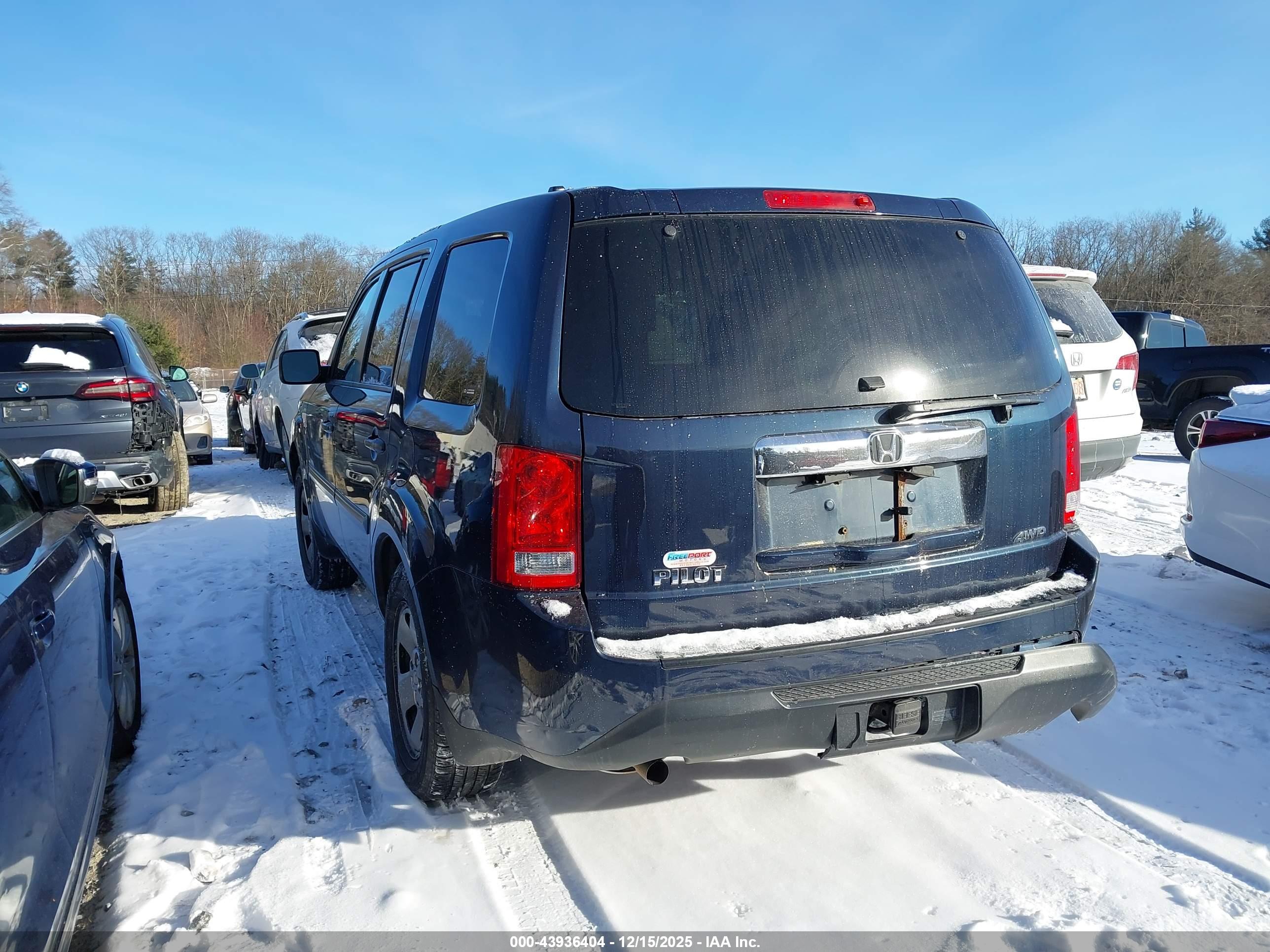 HONDA PILOT image 3