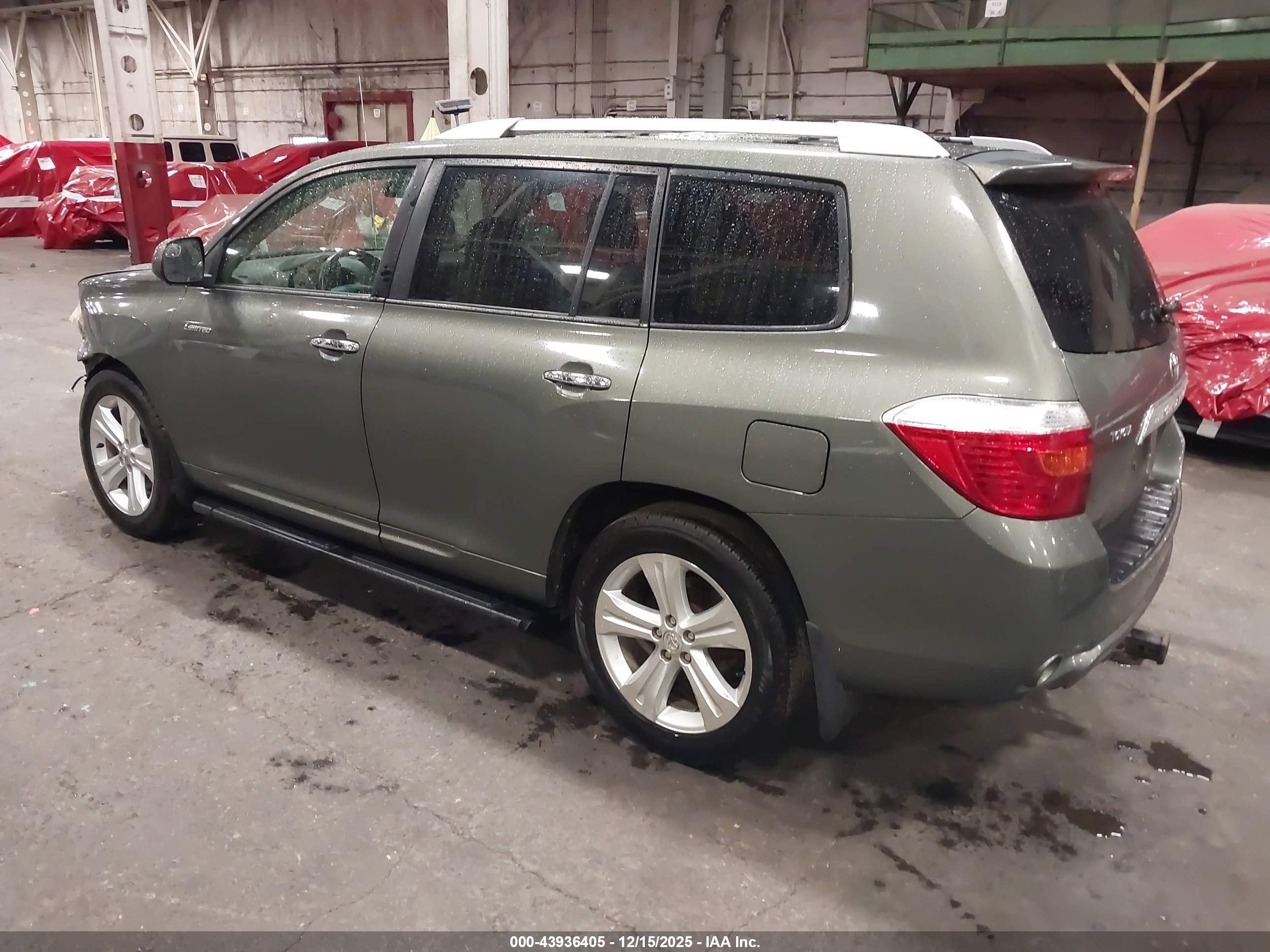 TOYOTA HIGHLANDER image 3