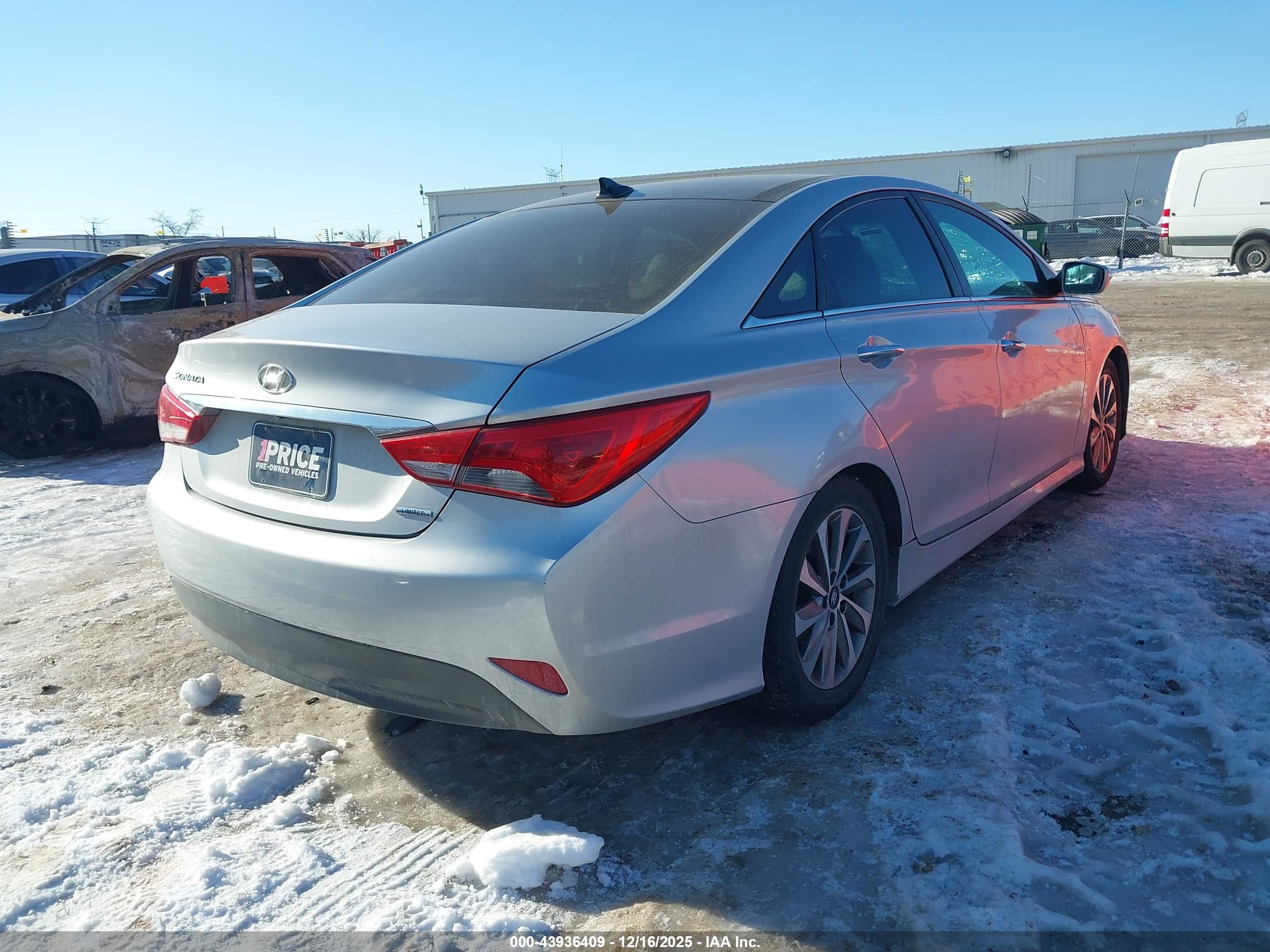 HYUNDAI SONATA image 4