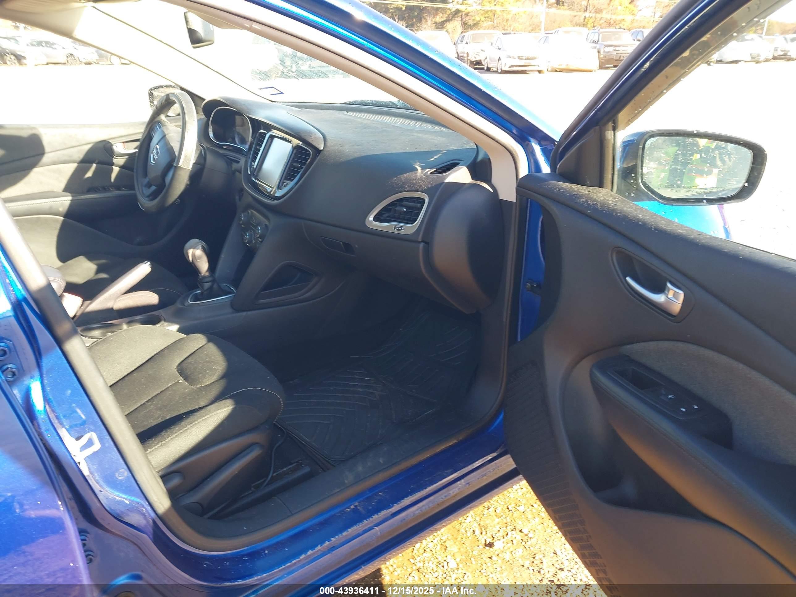 DODGE DART image 5