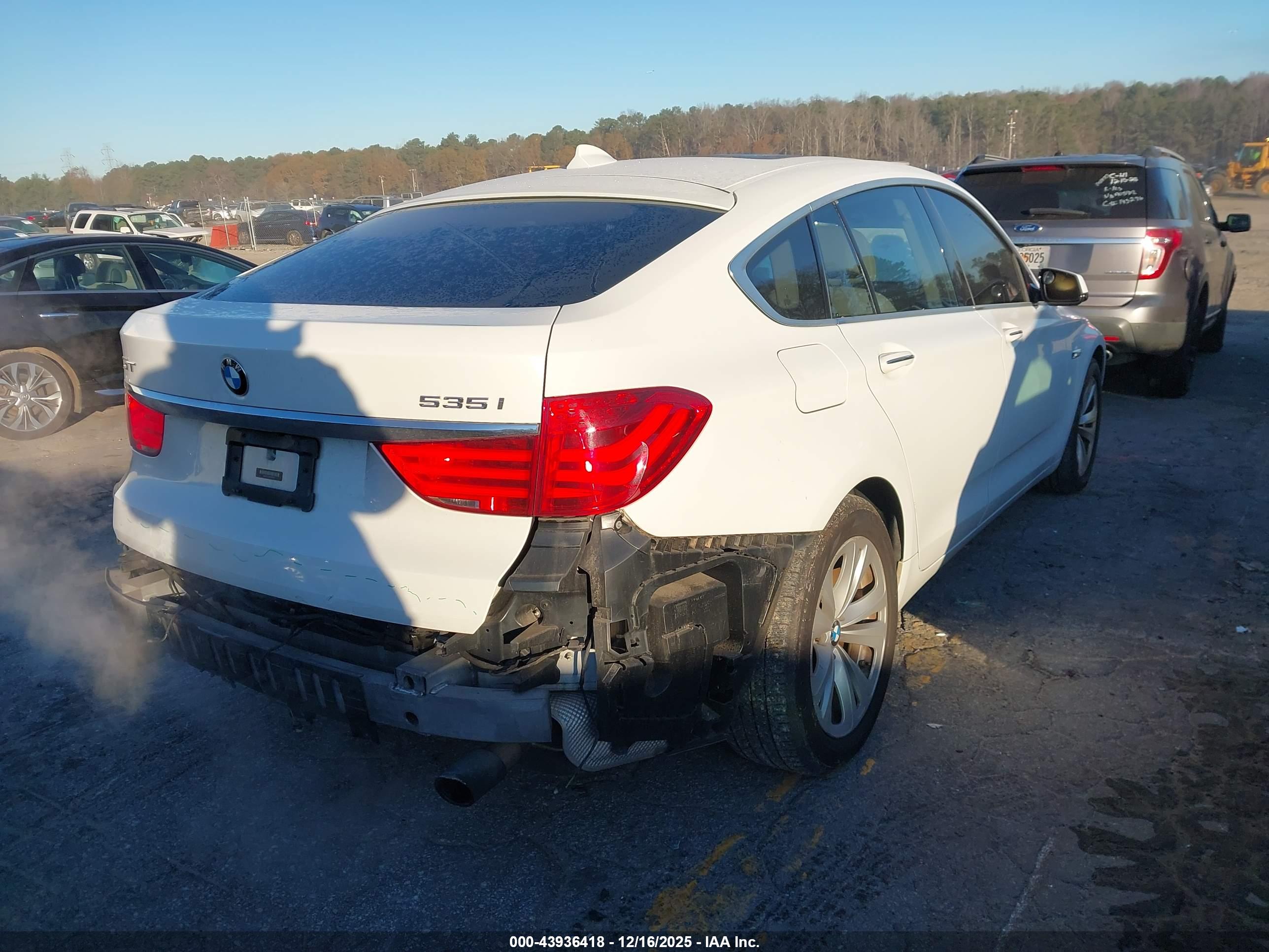 BMW 535I image 4