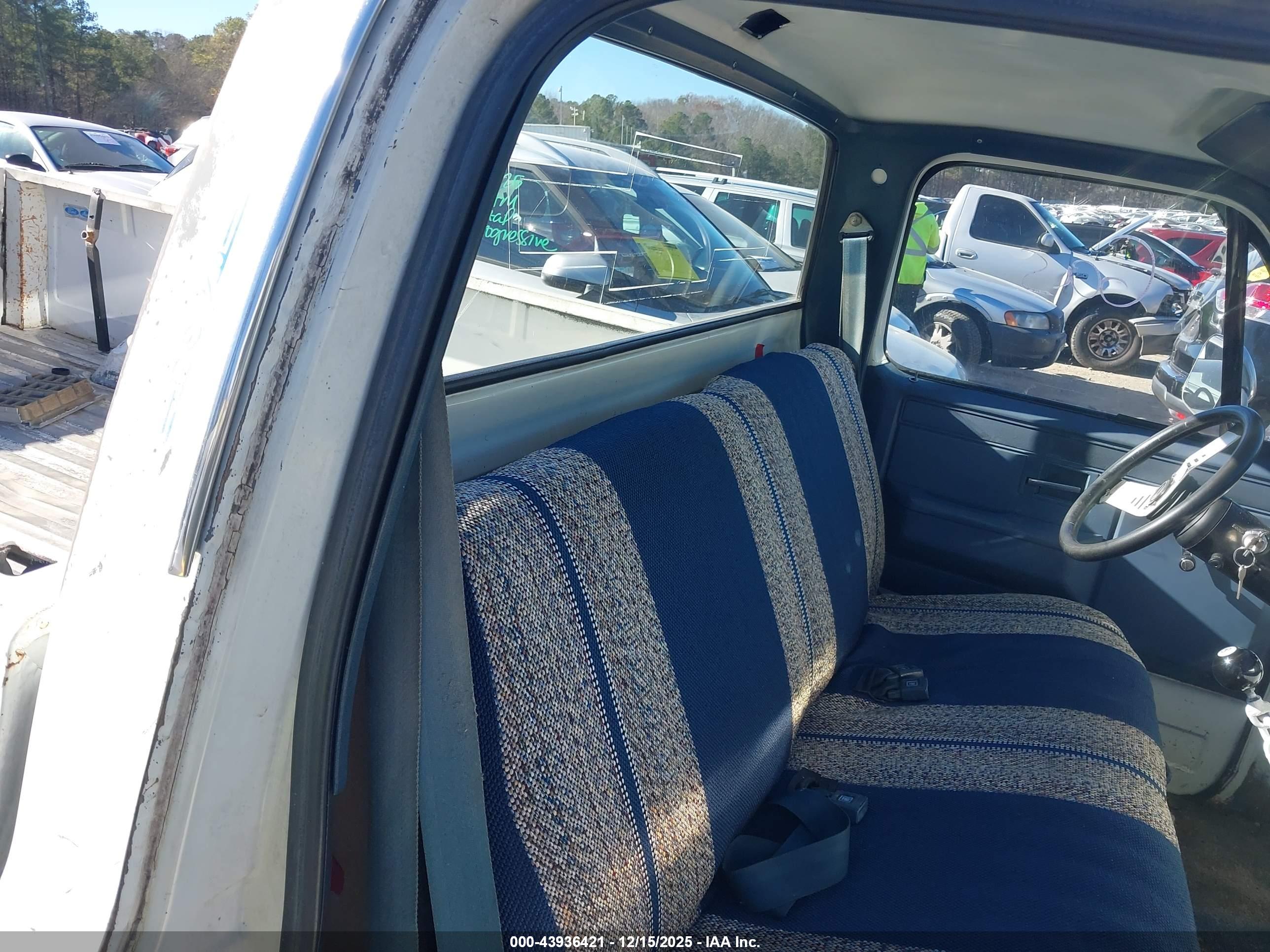 CHEVROLET C10 image 8