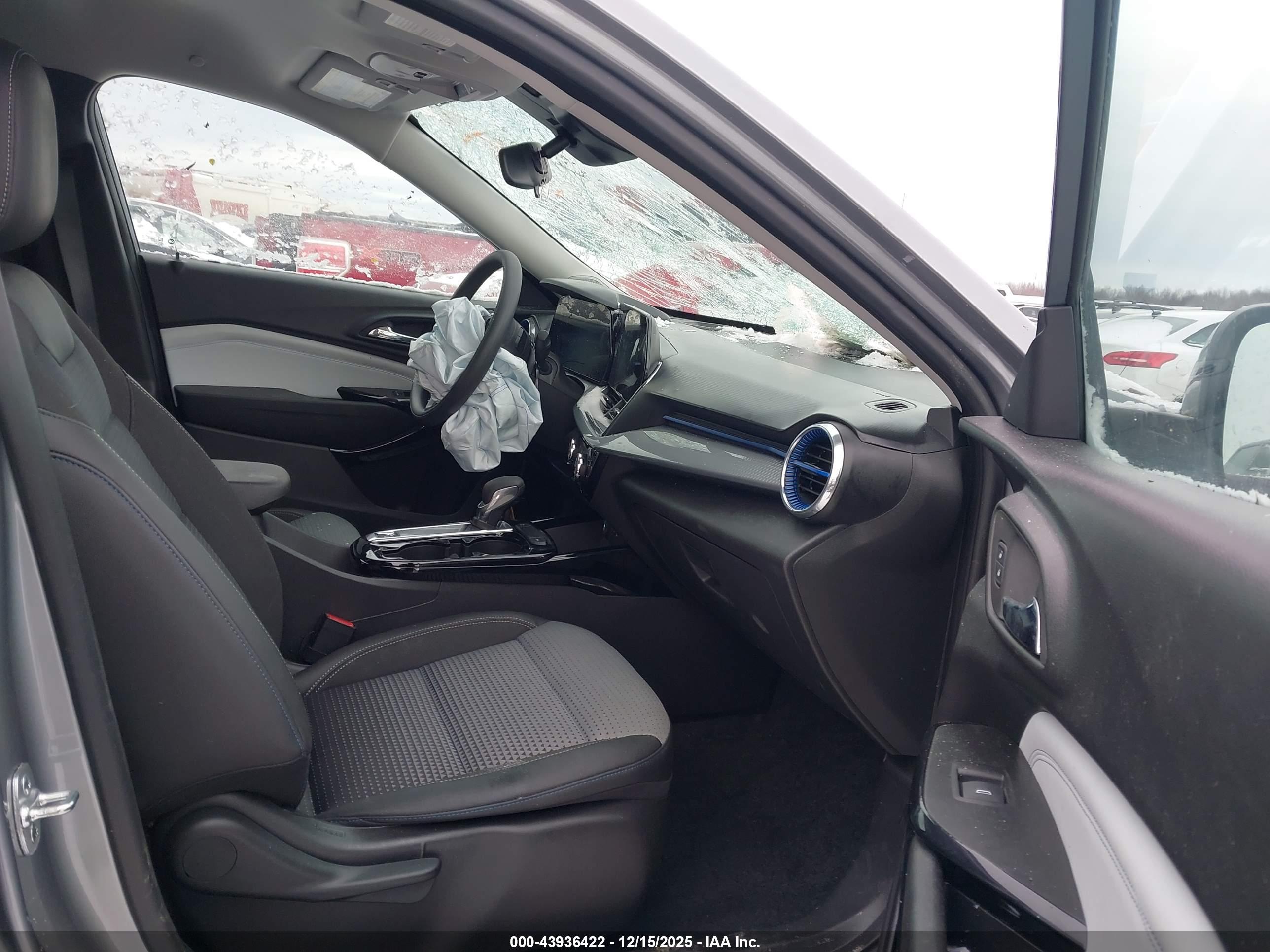 CHEVROLET TRAX image 5