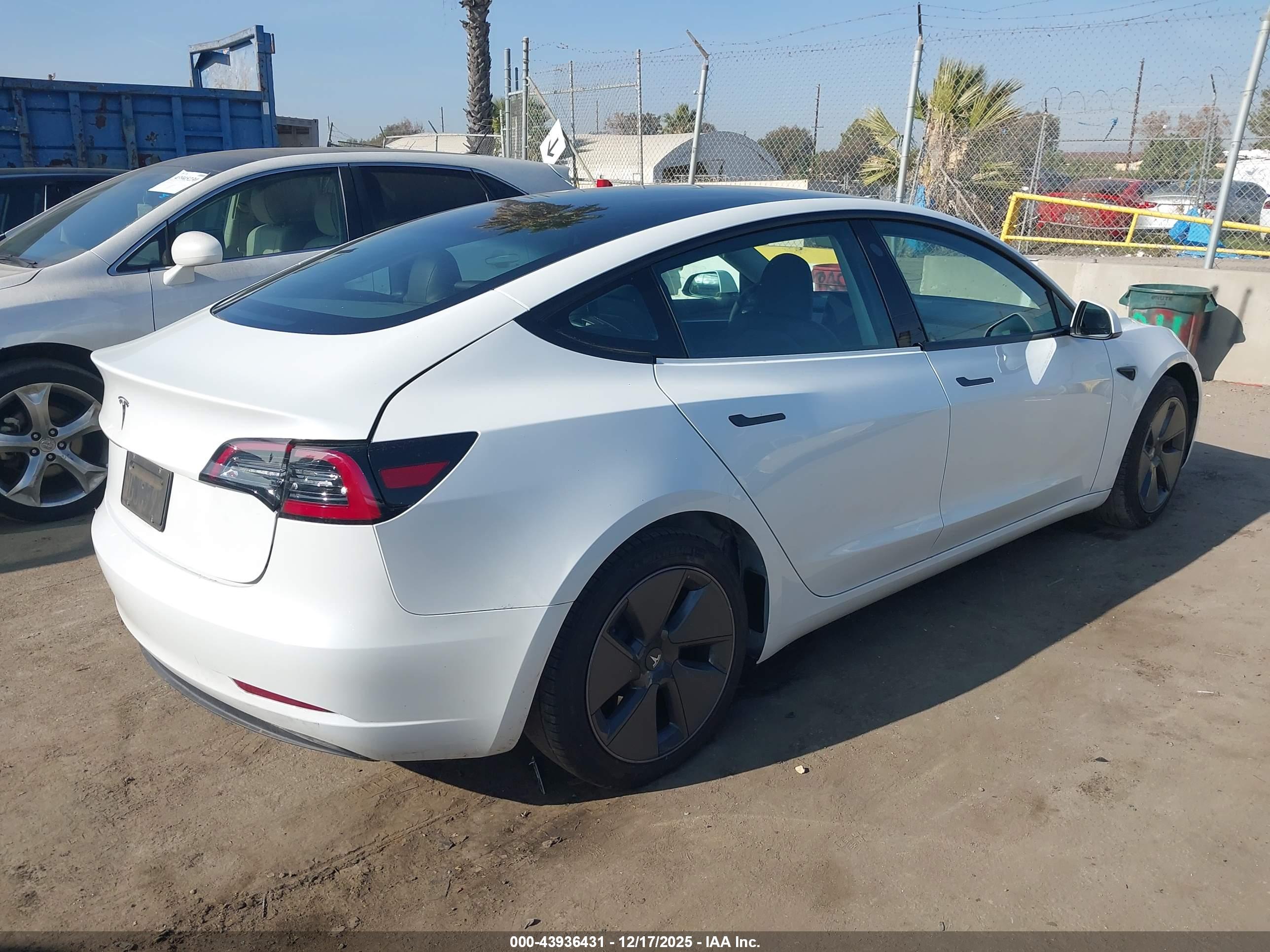 TESLA MODEL image 4