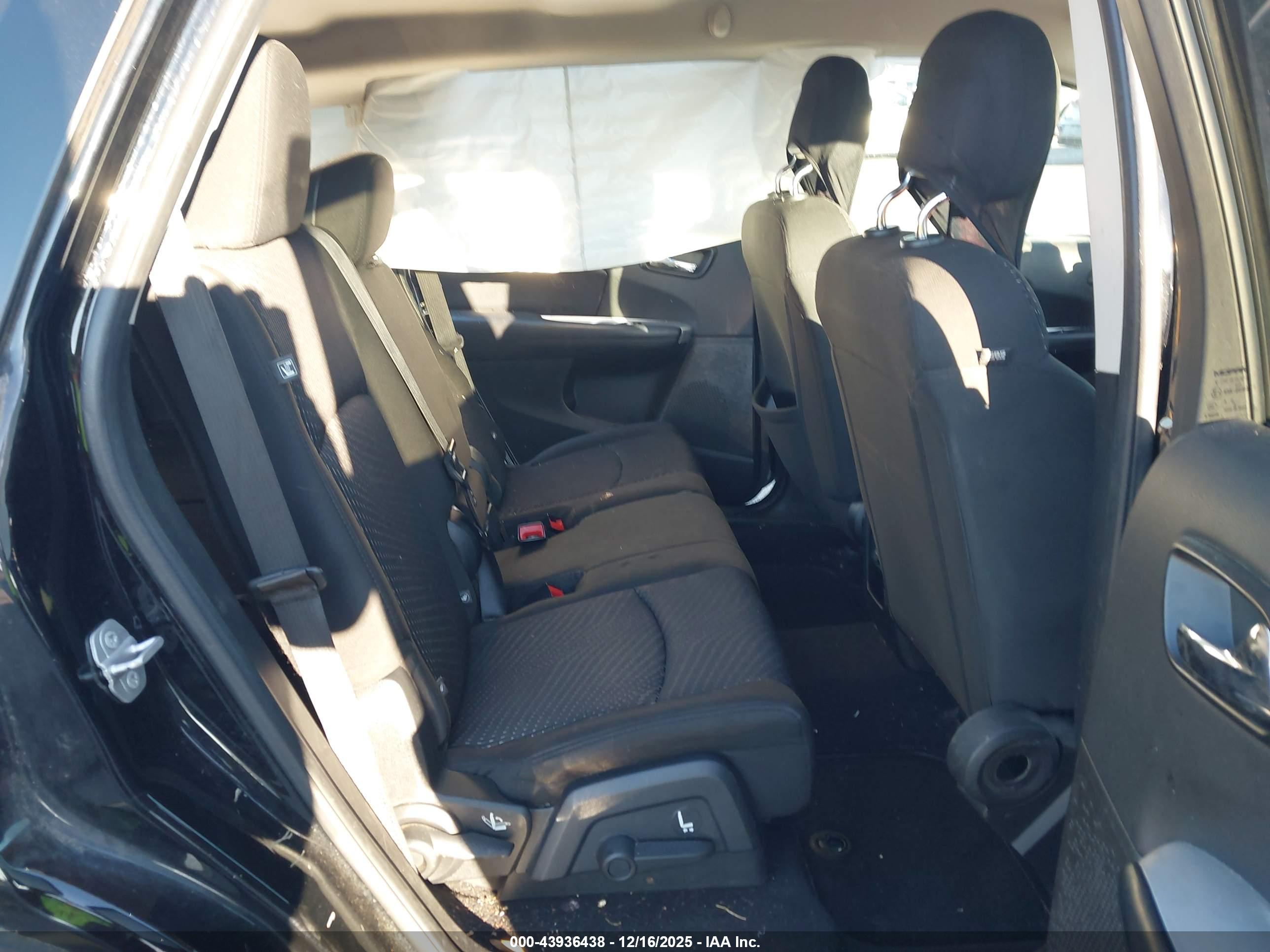 DODGE JOURNEY image 8