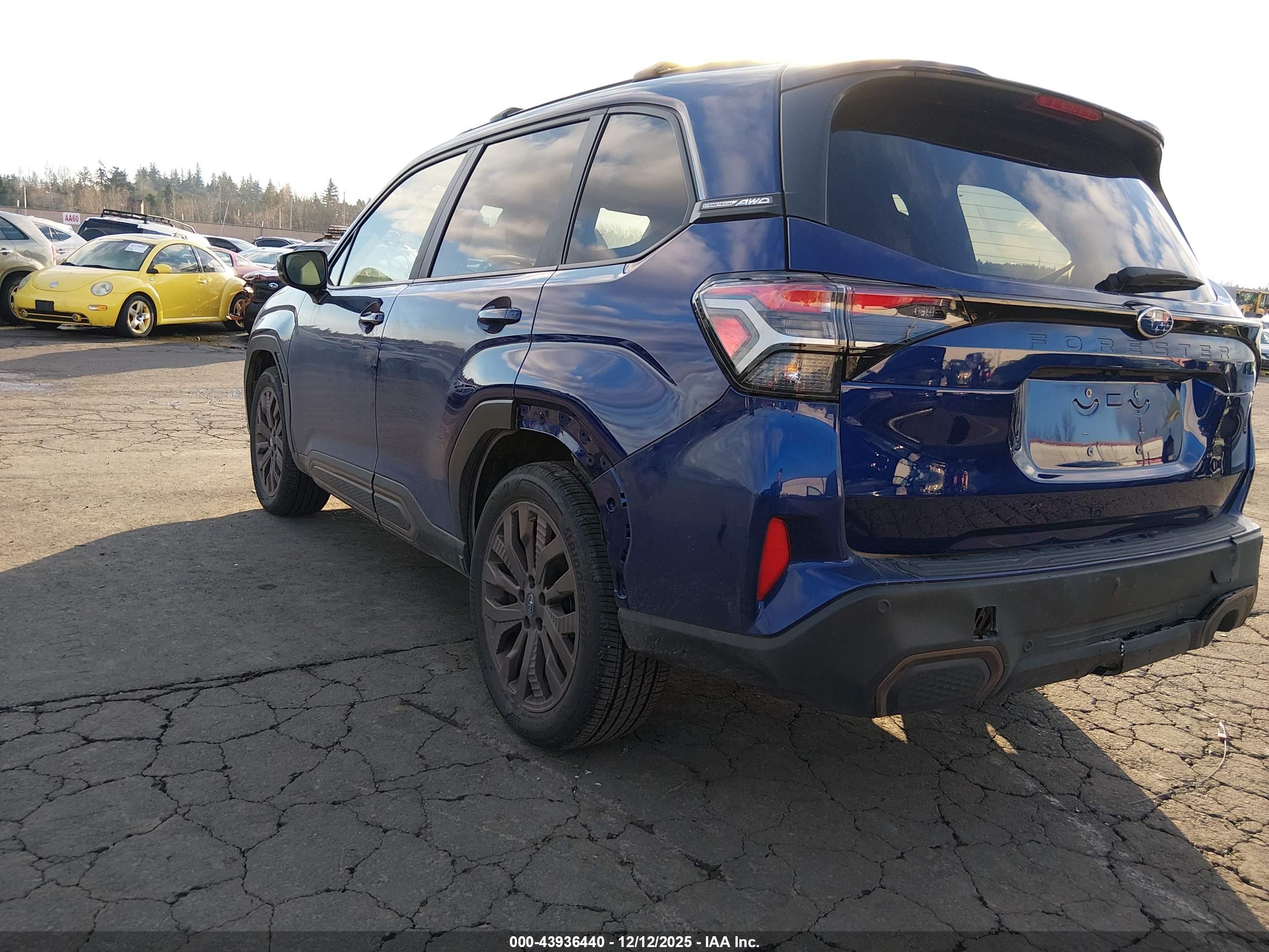 SUBARU FORESTER image 3