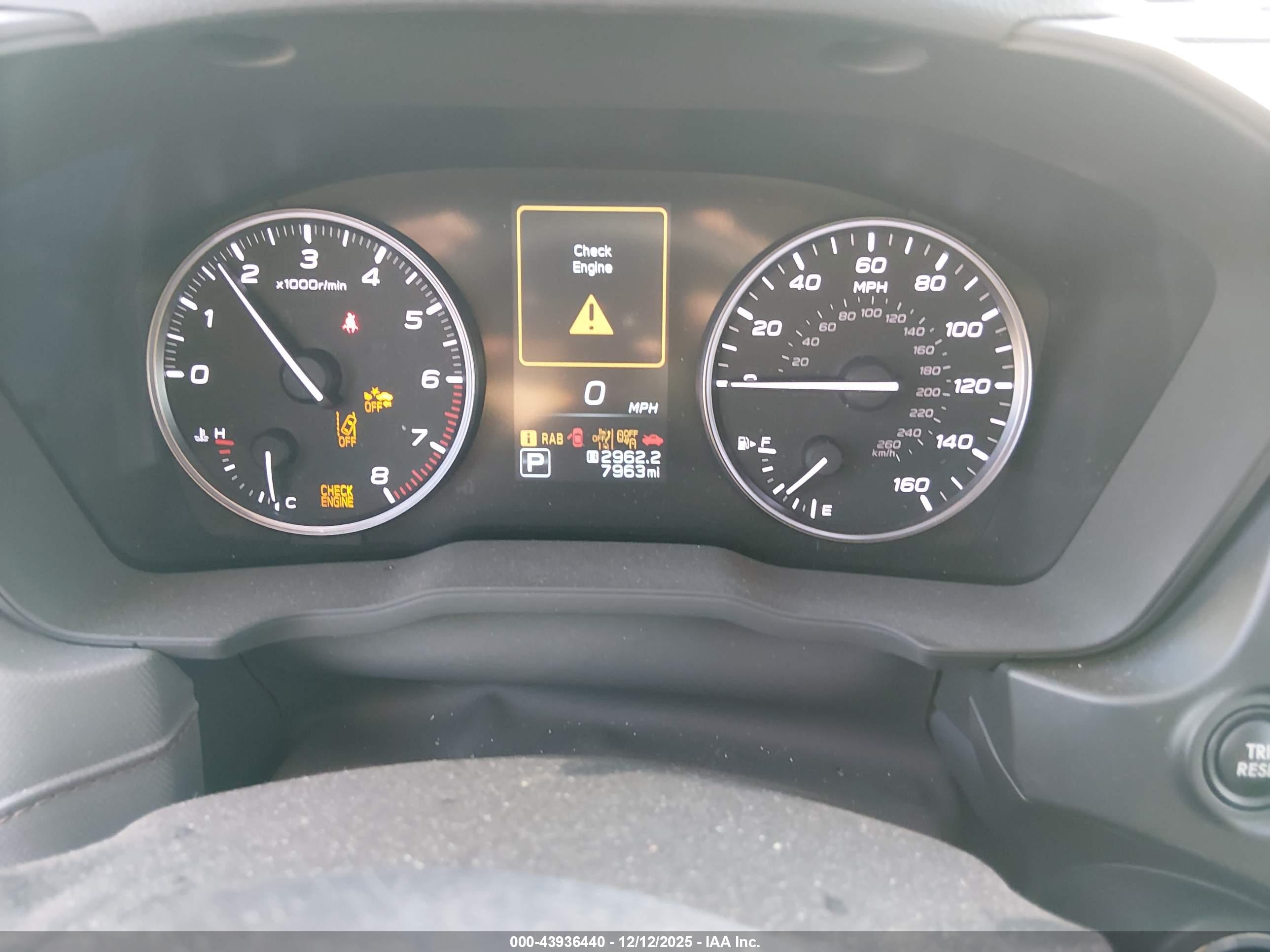 SUBARU FORESTER image 7