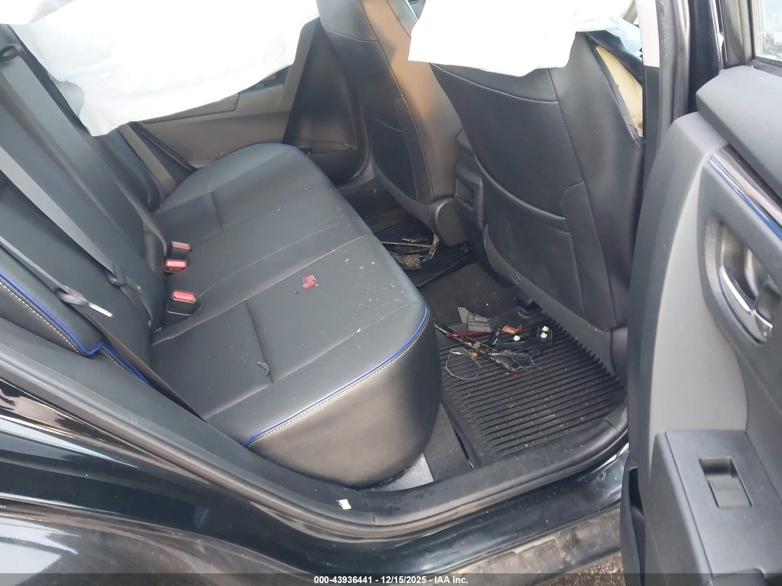 TOYOTA COROLLA image 8