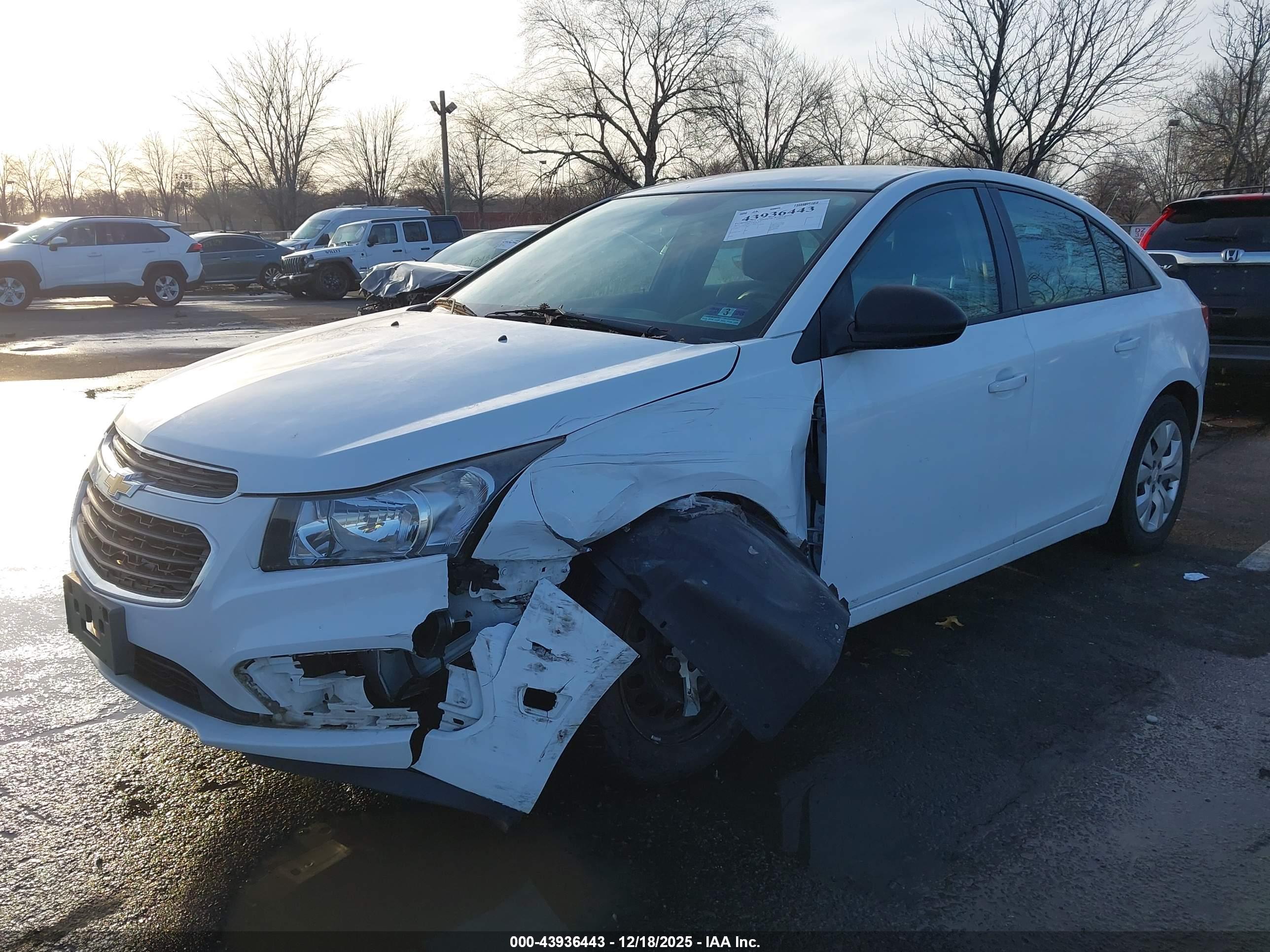 CHEVROLET CRUZE image 6