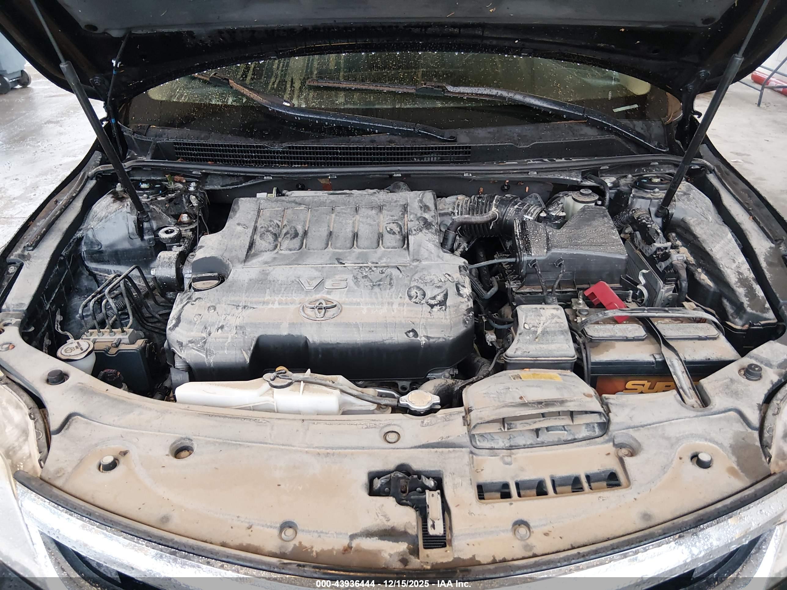 TOYOTA AVALON image 10