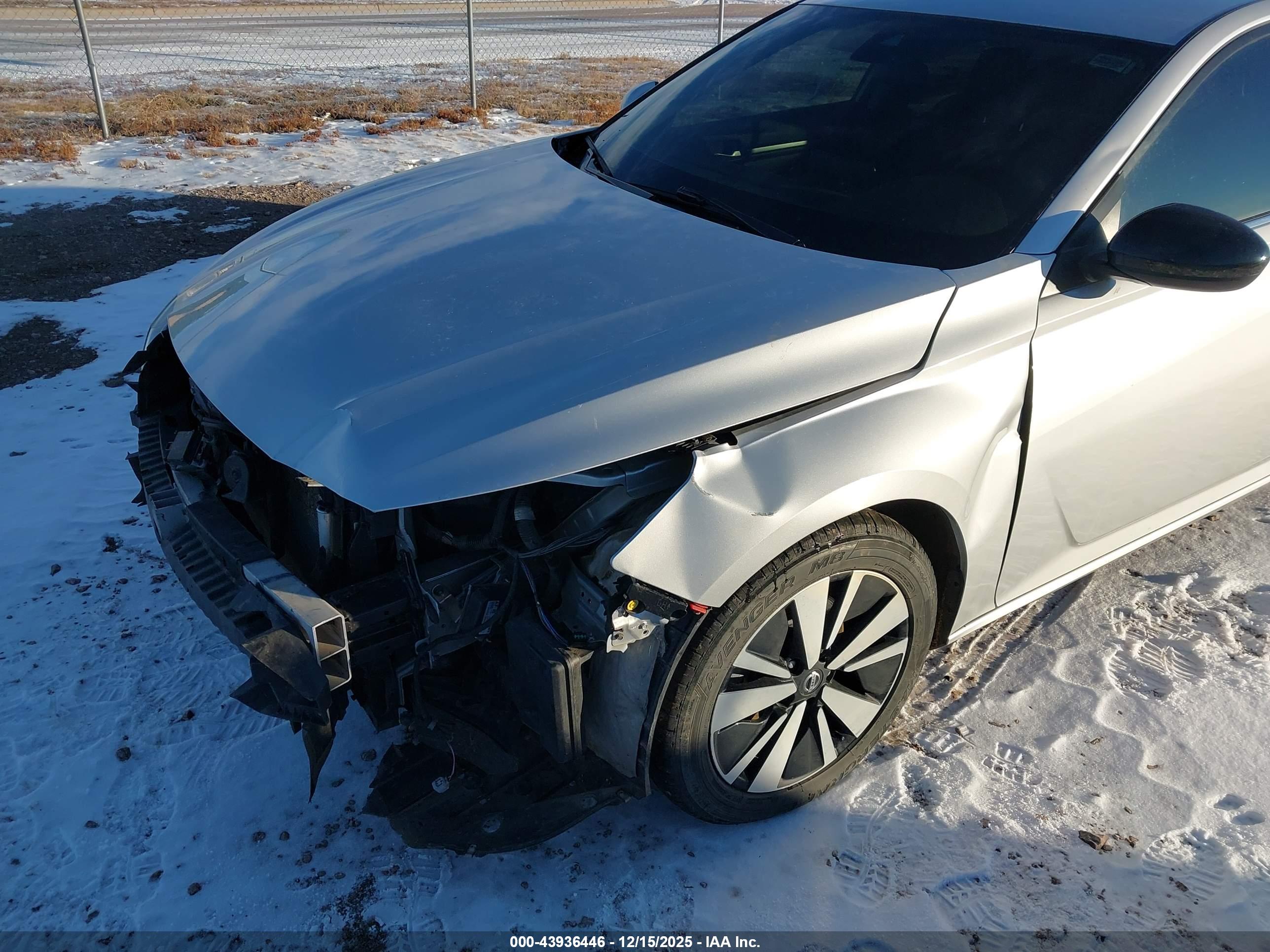 NISSAN ALTIMA image 6