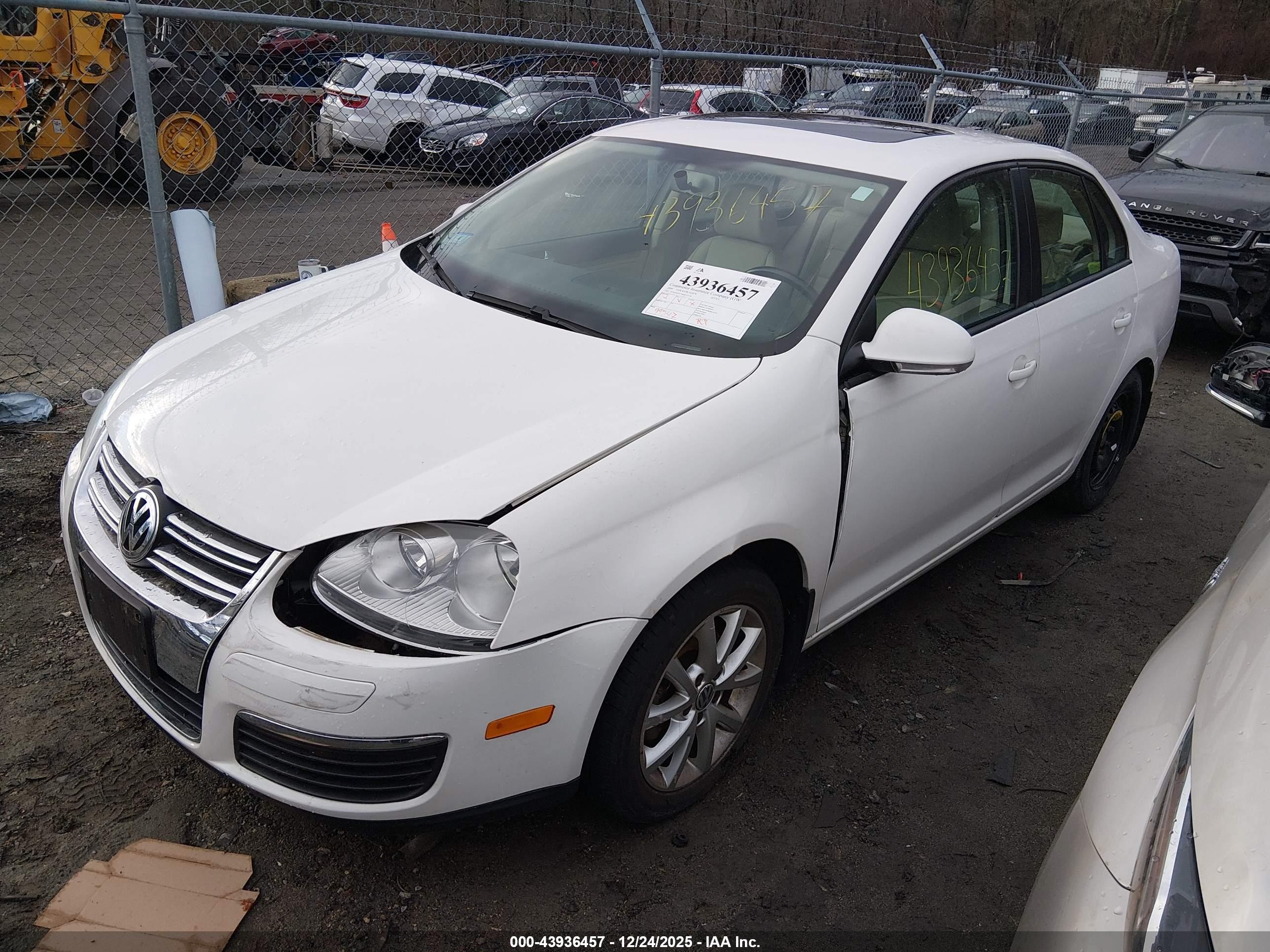 VOLKSWAGEN JETTA image 2