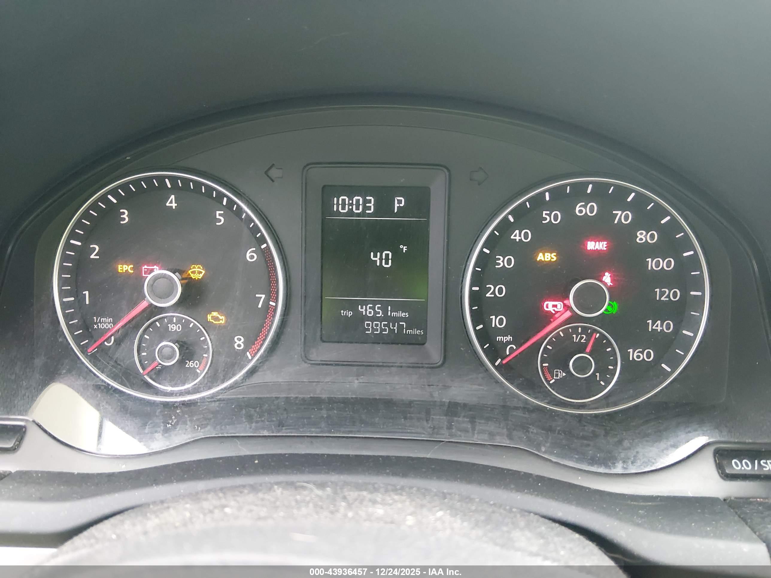 VOLKSWAGEN JETTA image 7