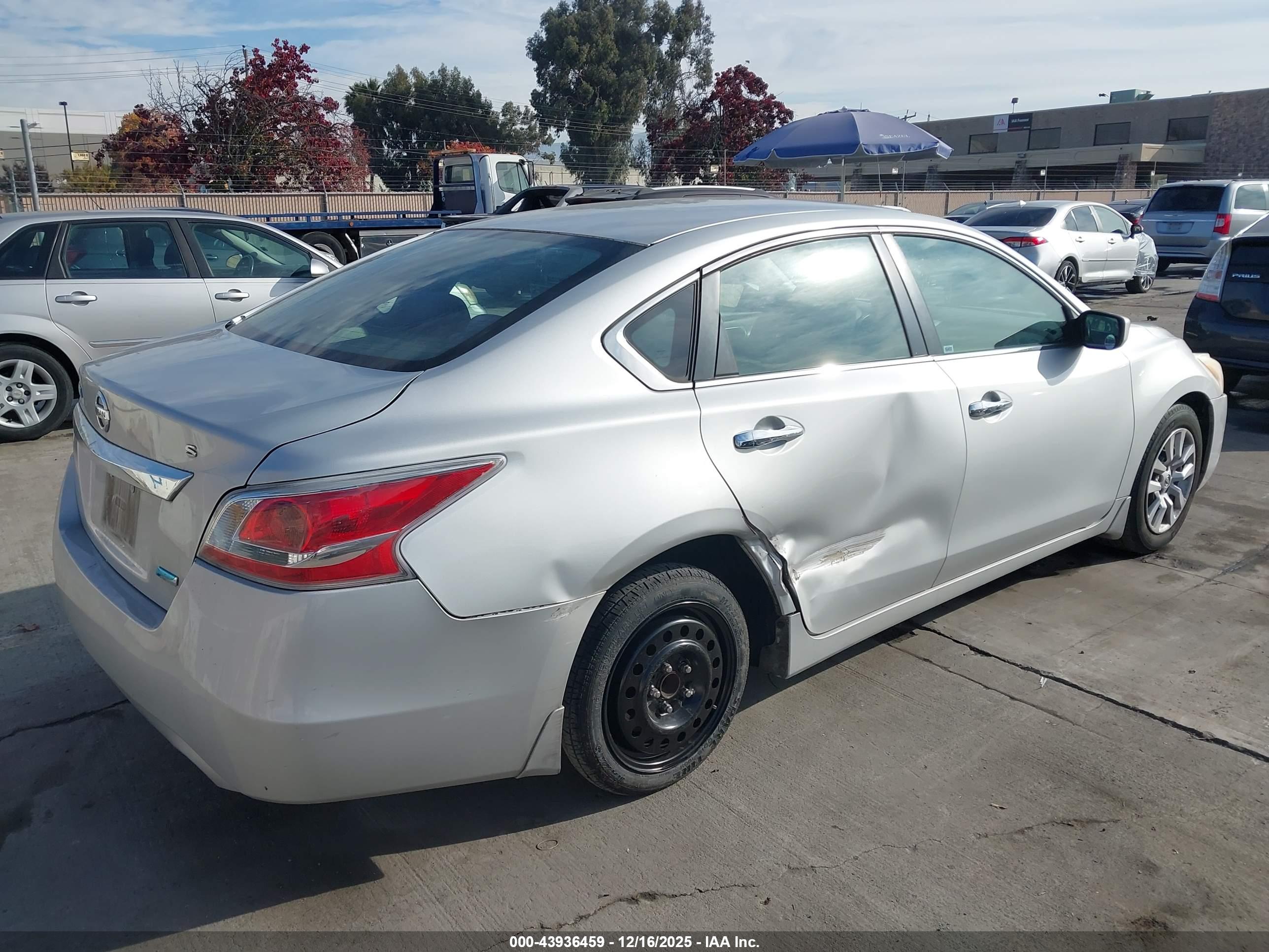NISSAN ALTIMA image 6