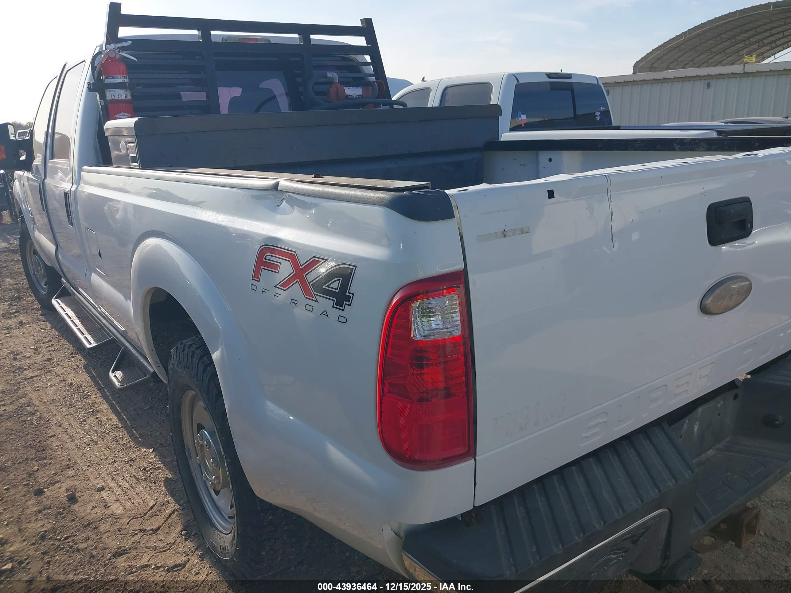 FORD F-250 image 6